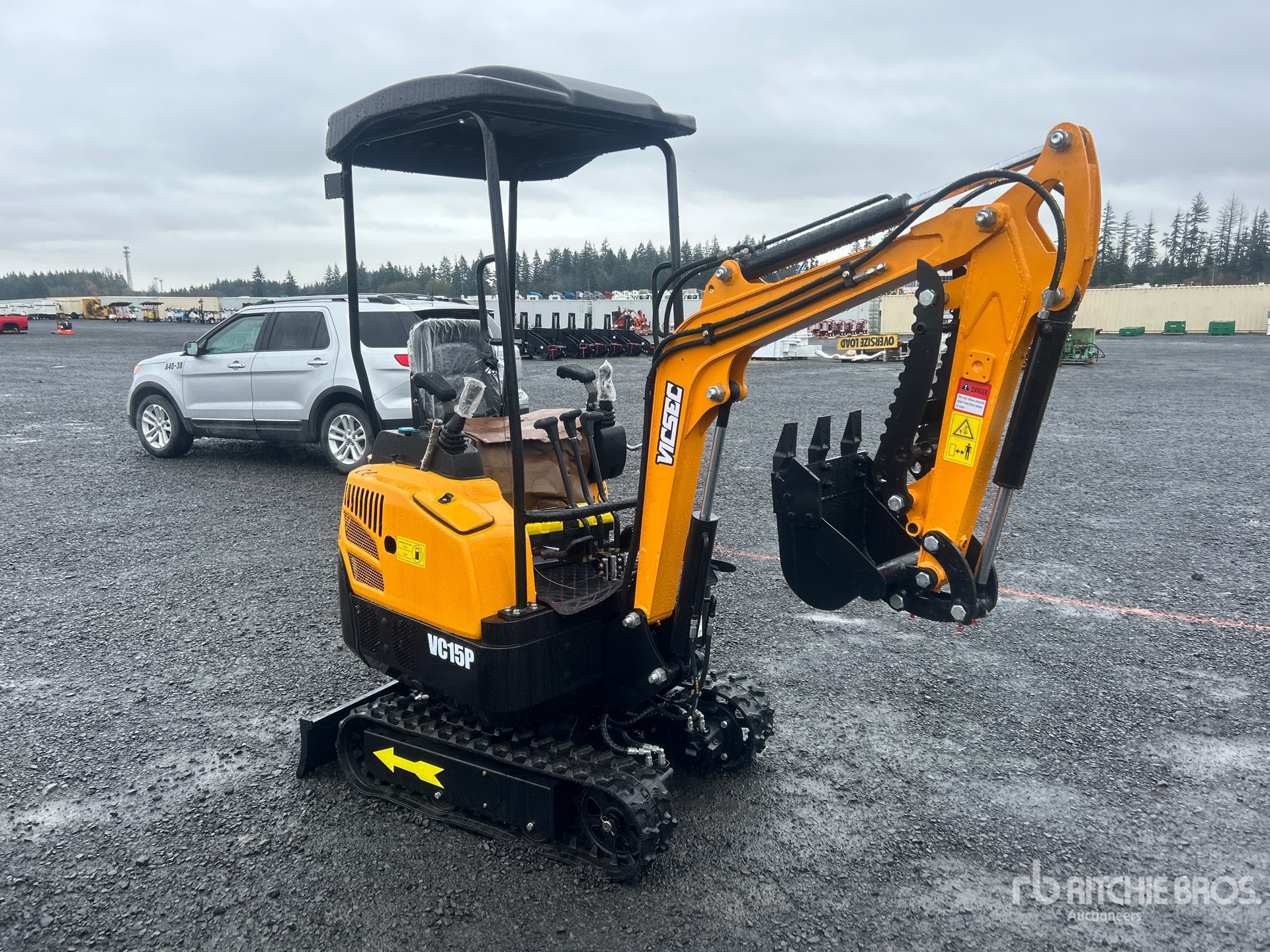 General Appearance with Picture, Right Front Corner