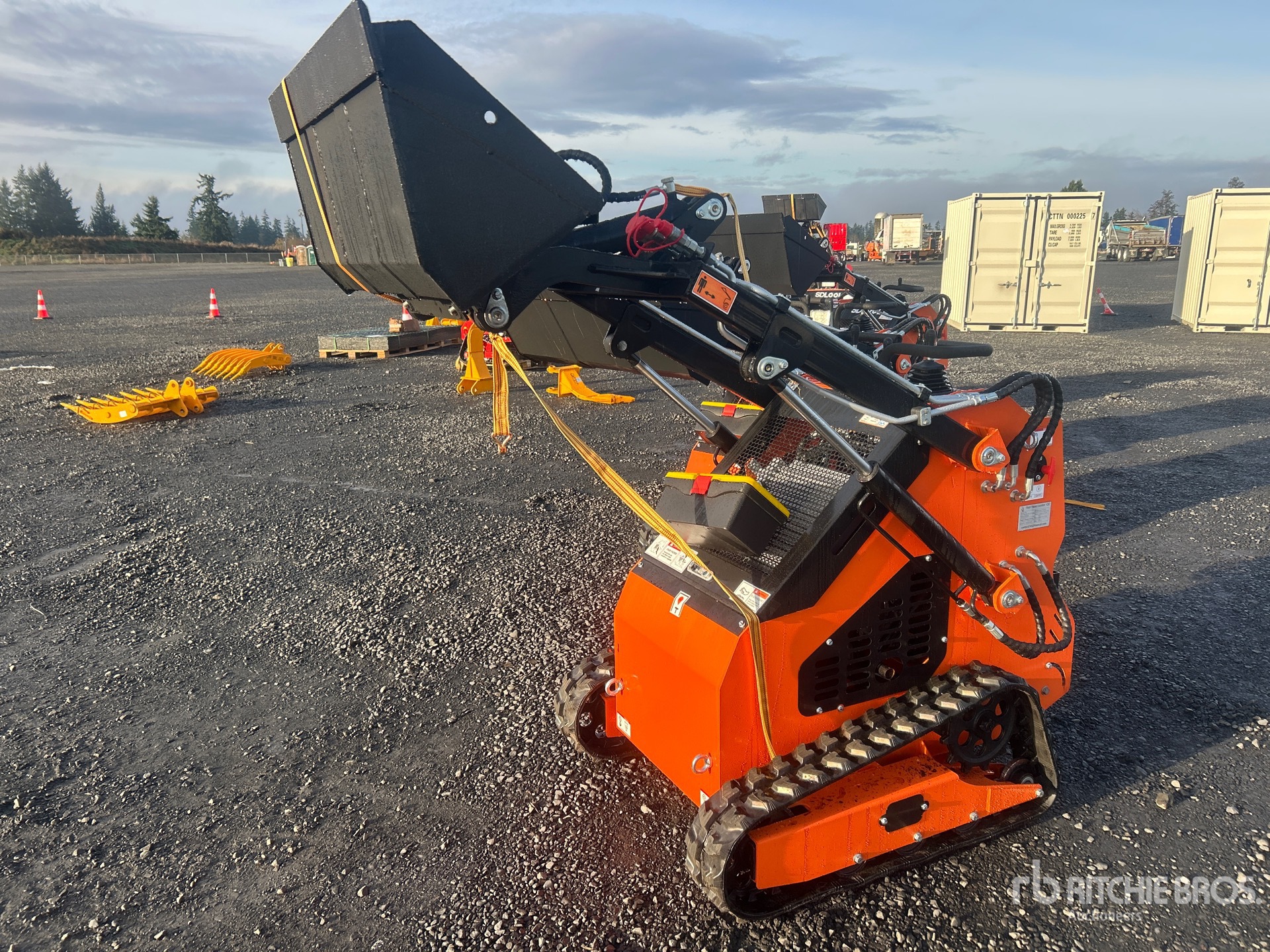 General Appearance with Picture, Left Front Corner