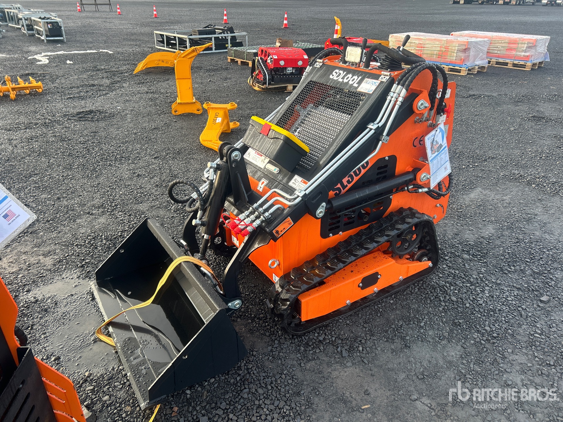 General Appearance with Picture, Left Front Corner