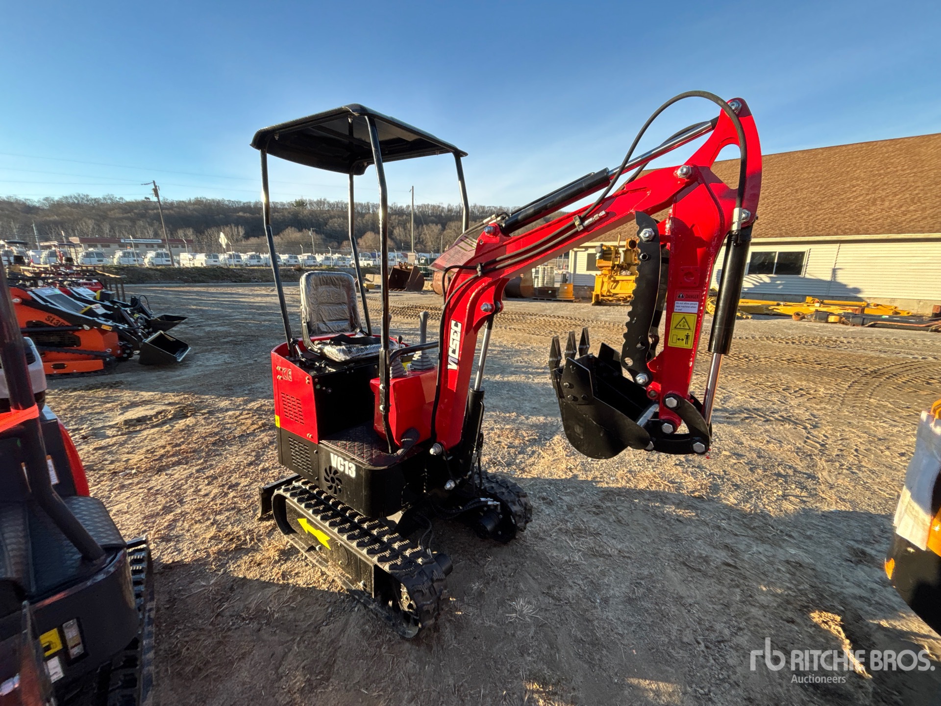 General Appearance with Picture, Right Front Corner