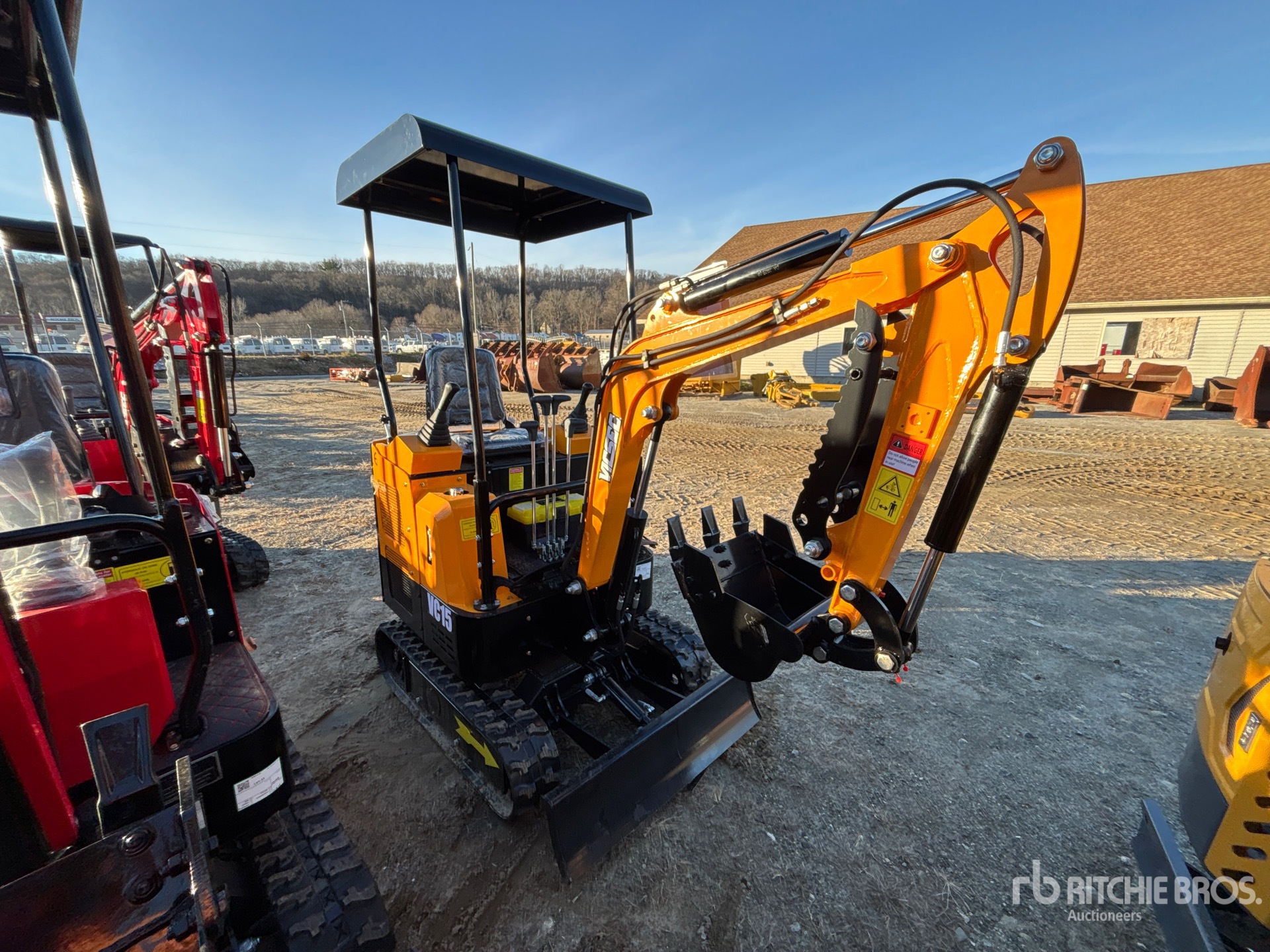 General Appearance with Picture, Right Front Corner