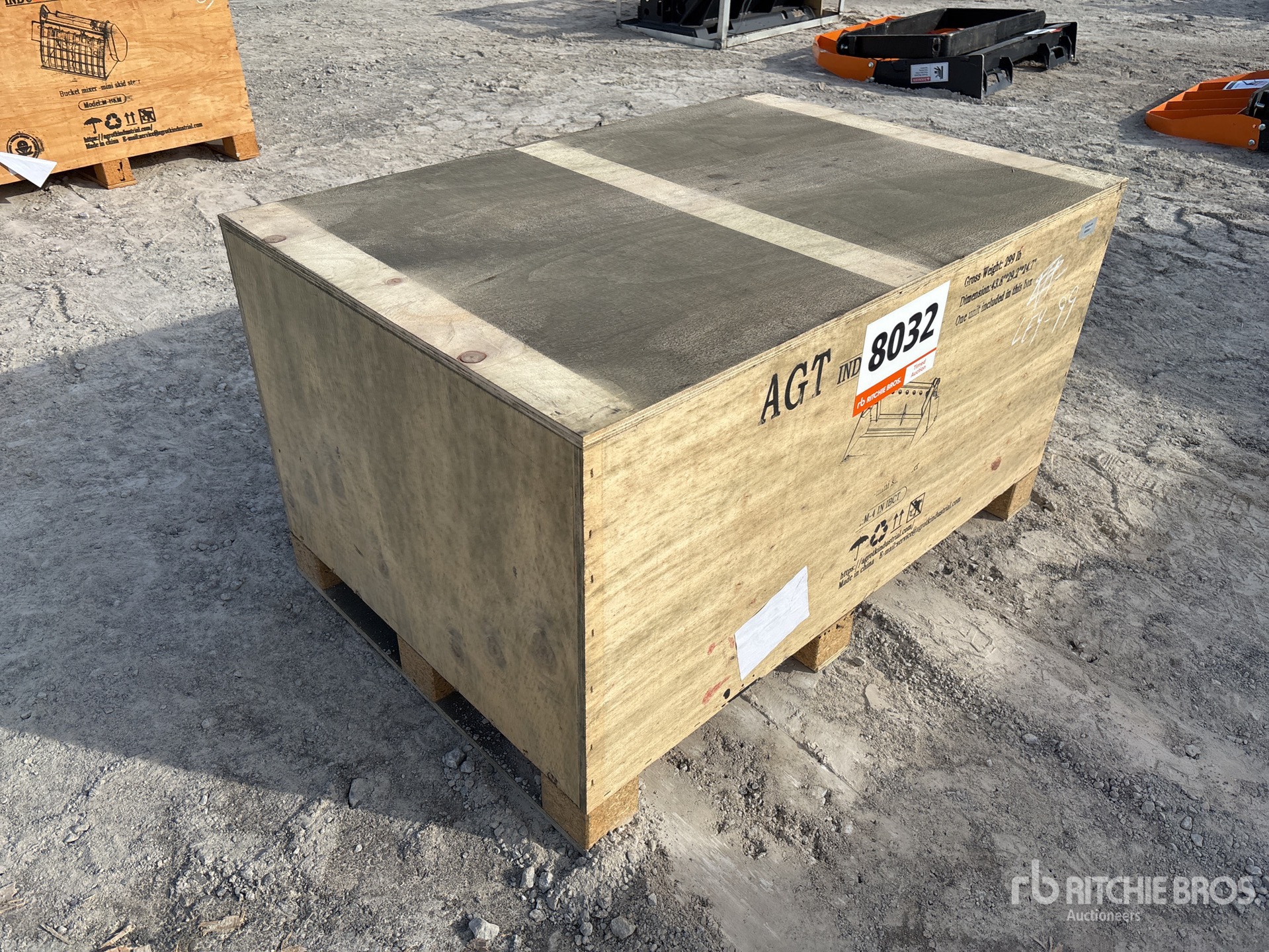 General Appearance with Foto, angolo anteriore destro