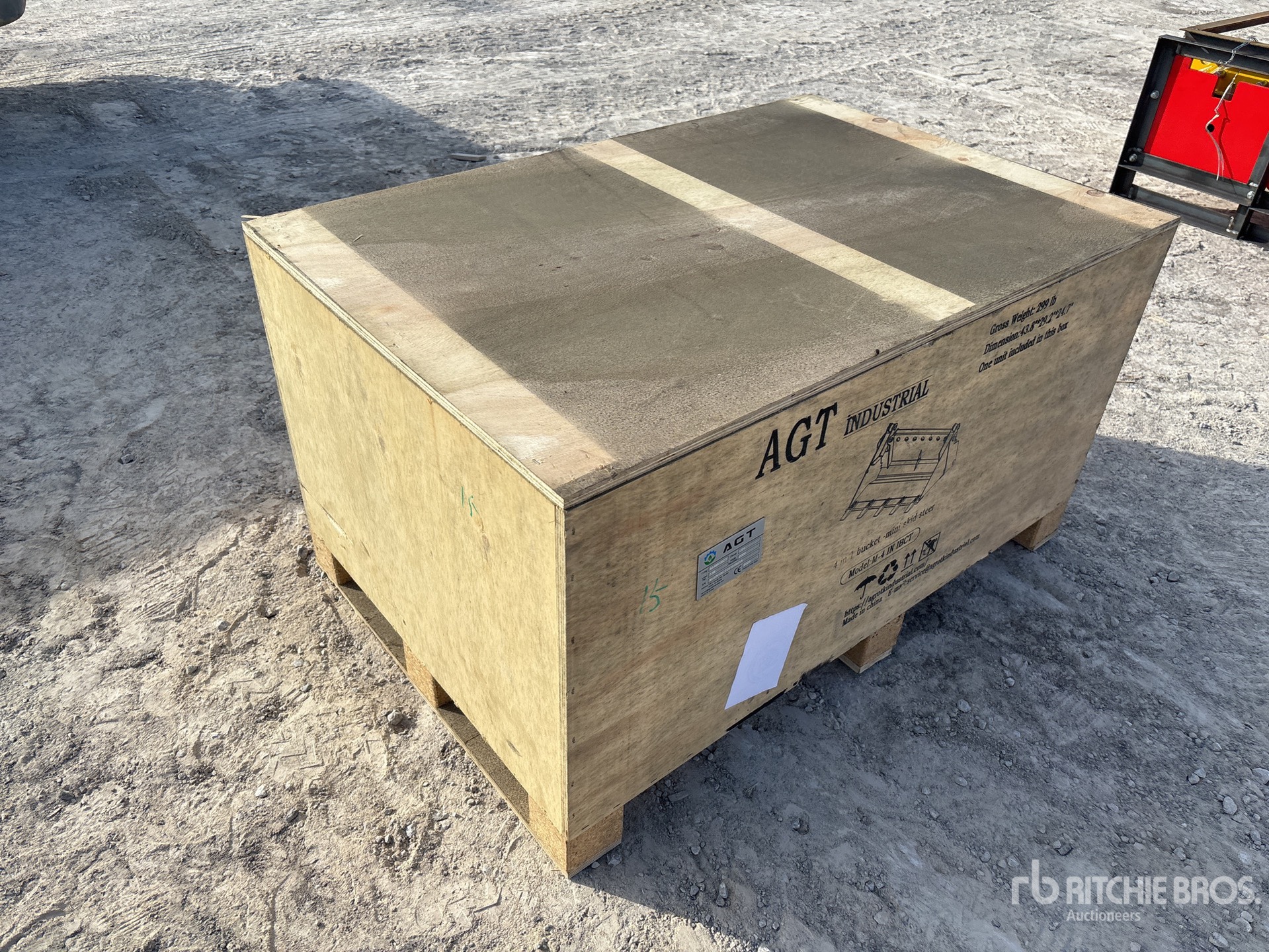 General Appearance with Foto, angolo posteriore sinistro