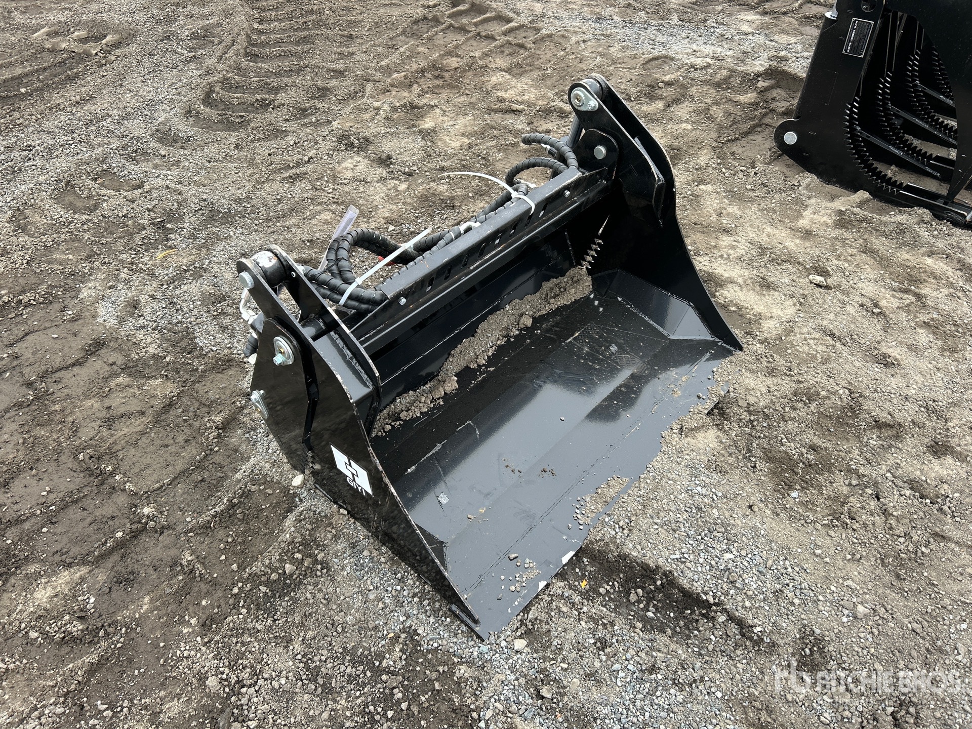 General Appearance with Image, coin avant droit