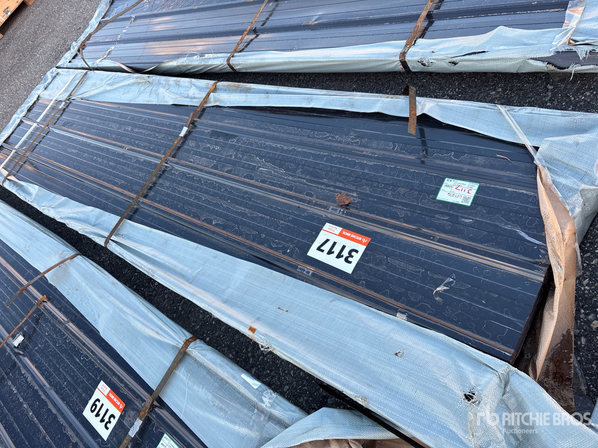 General Appearance with Bild, Ecke hinten rechts