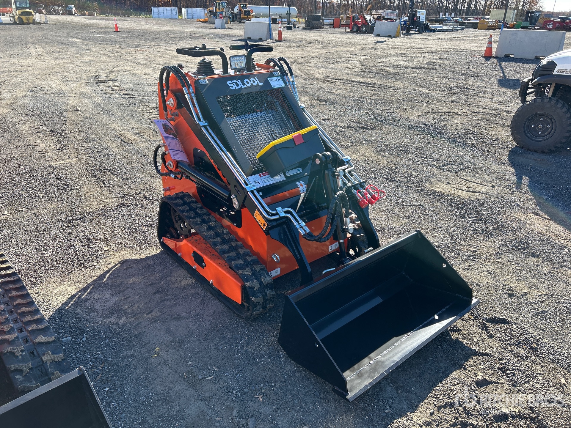 General Appearance with Bild, Ecke vorne rechts