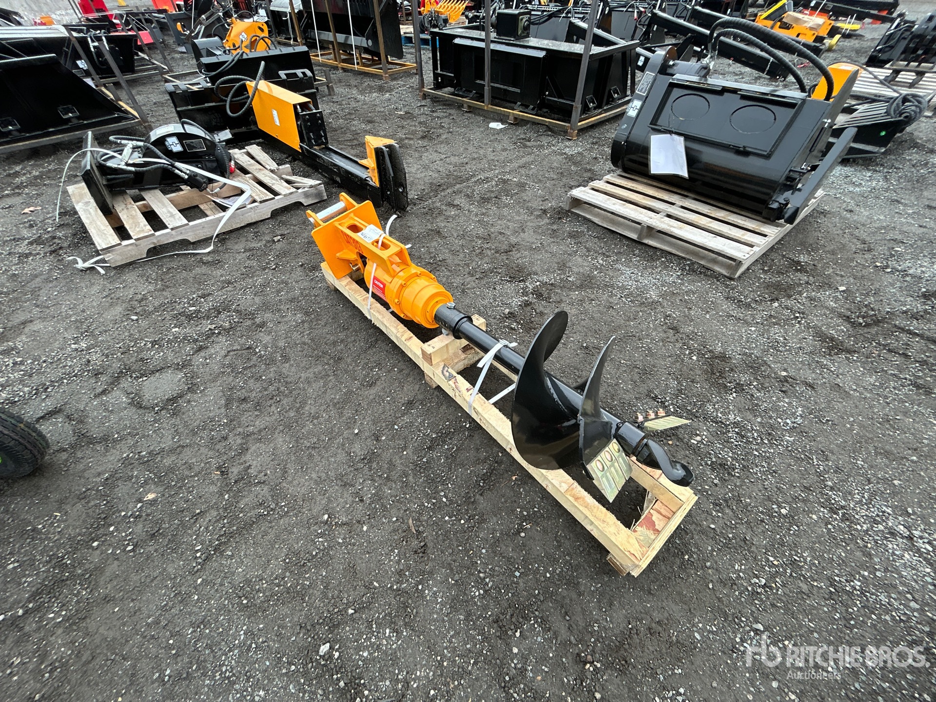 General Appearance with Bild, Ecke vorne rechts