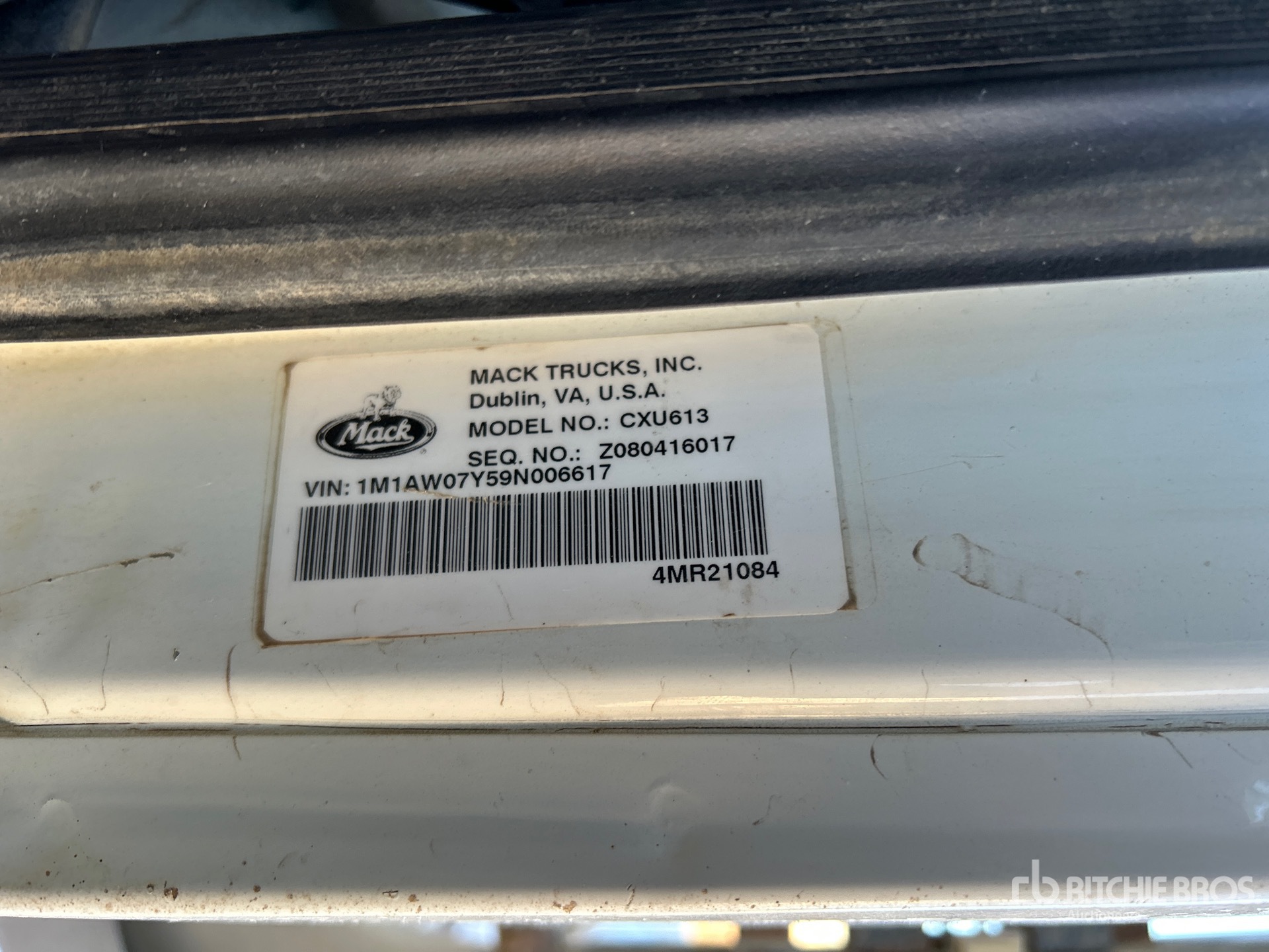 General Appearance with Numero seriale/numero d’identificazione del veicolo (VIN)