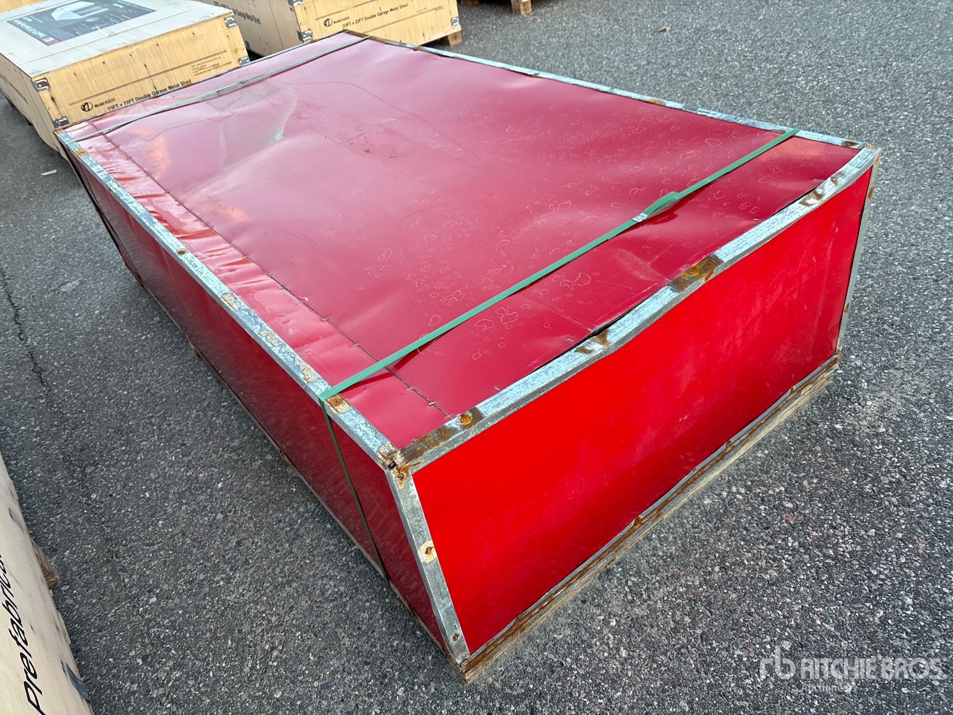 General Appearance with Picture, Right Rear Corner