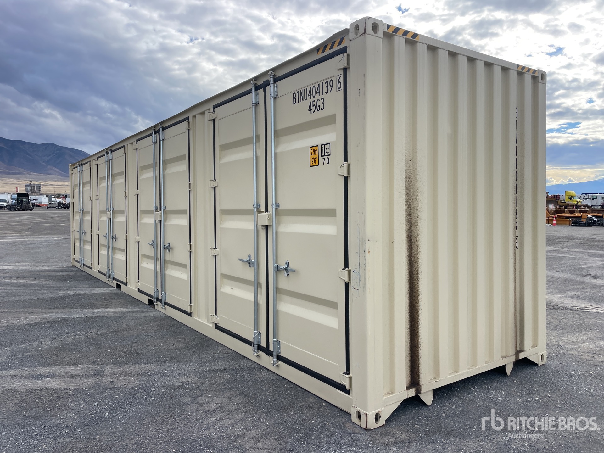 General Appearance with Picture, Left Rear Corner