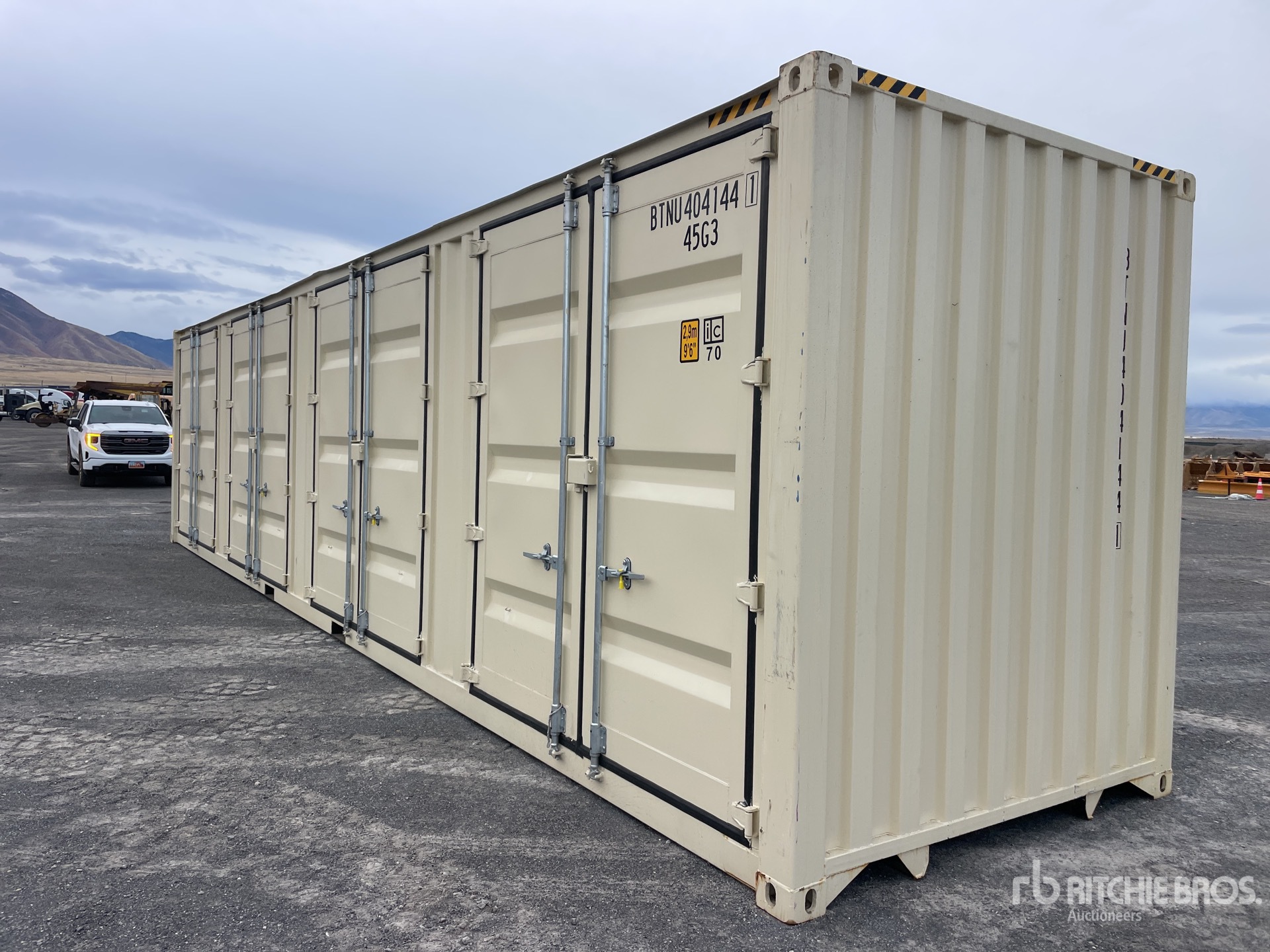 General Appearance with Picture, Left Rear Corner