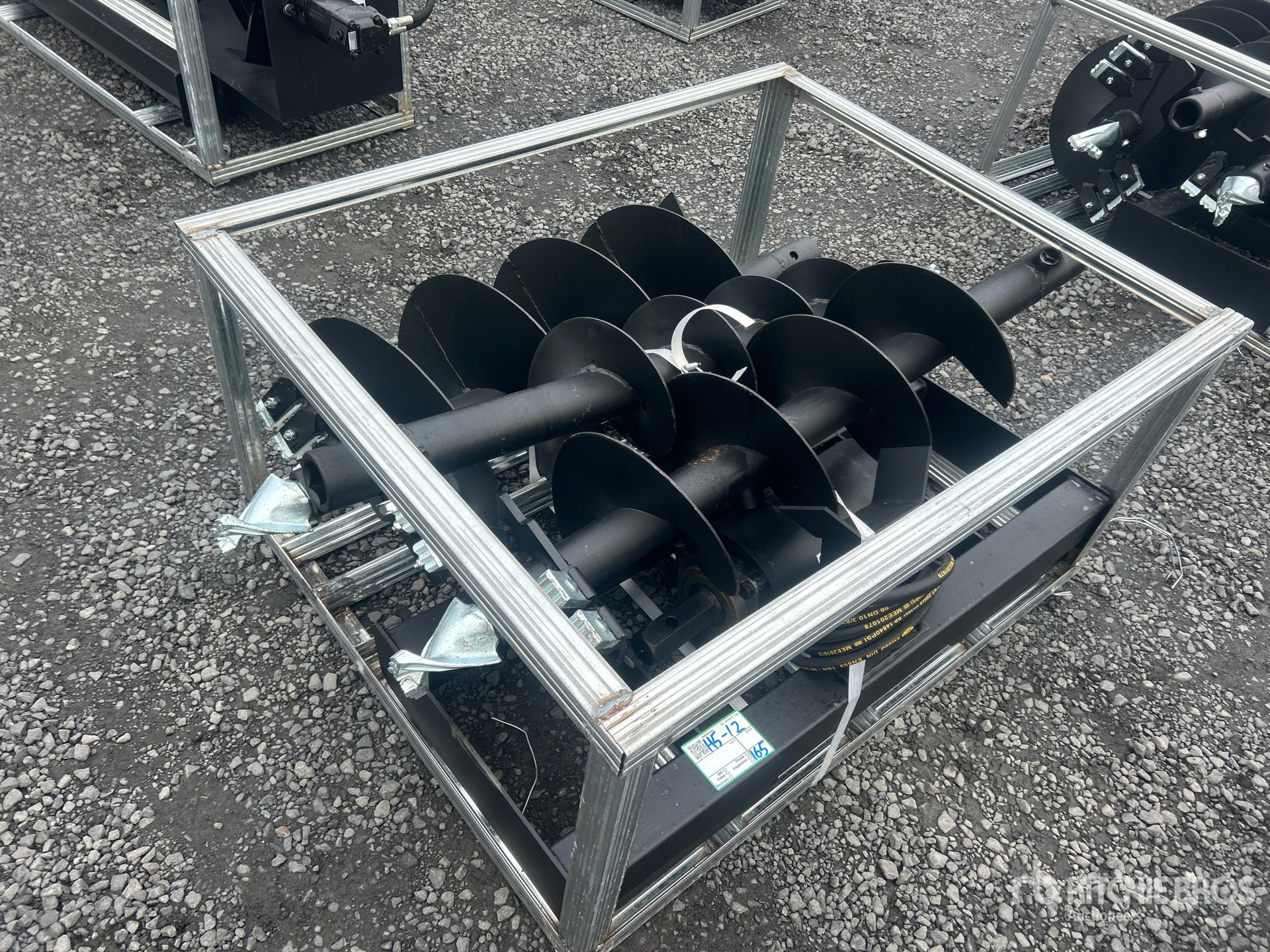 General Appearance with Bild, Ecke hinten links