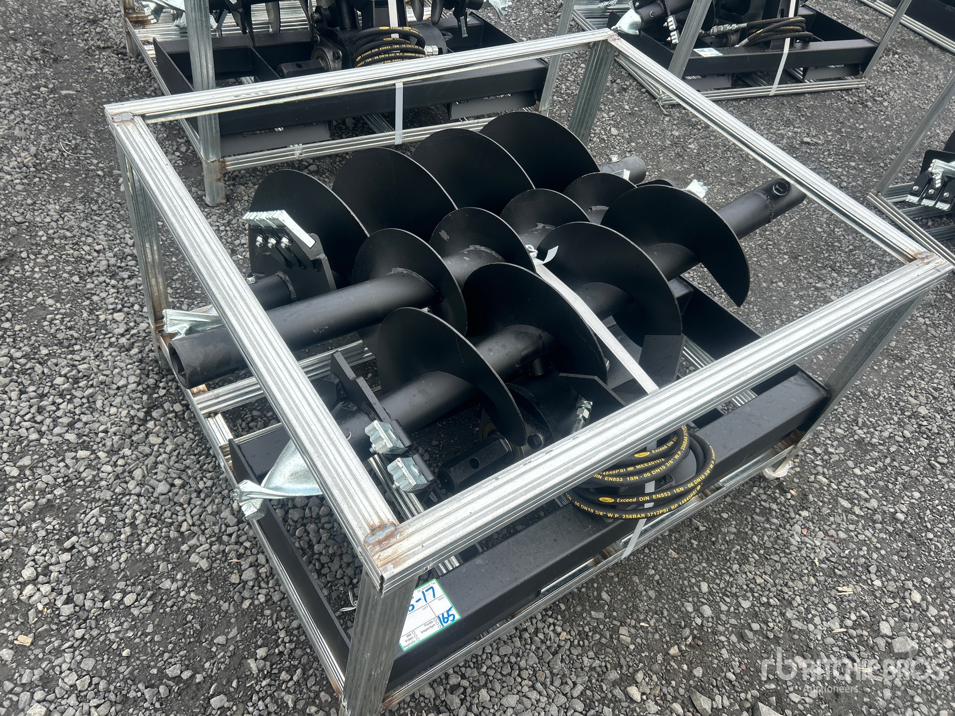 General Appearance with Bild, Ecke hinten links