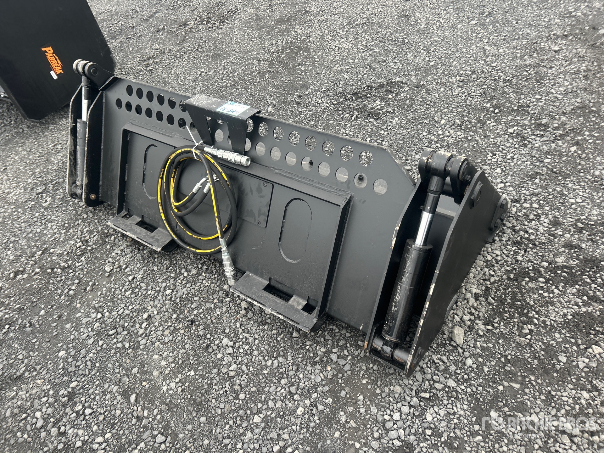 General Appearance with Bild, Ecke hinten links