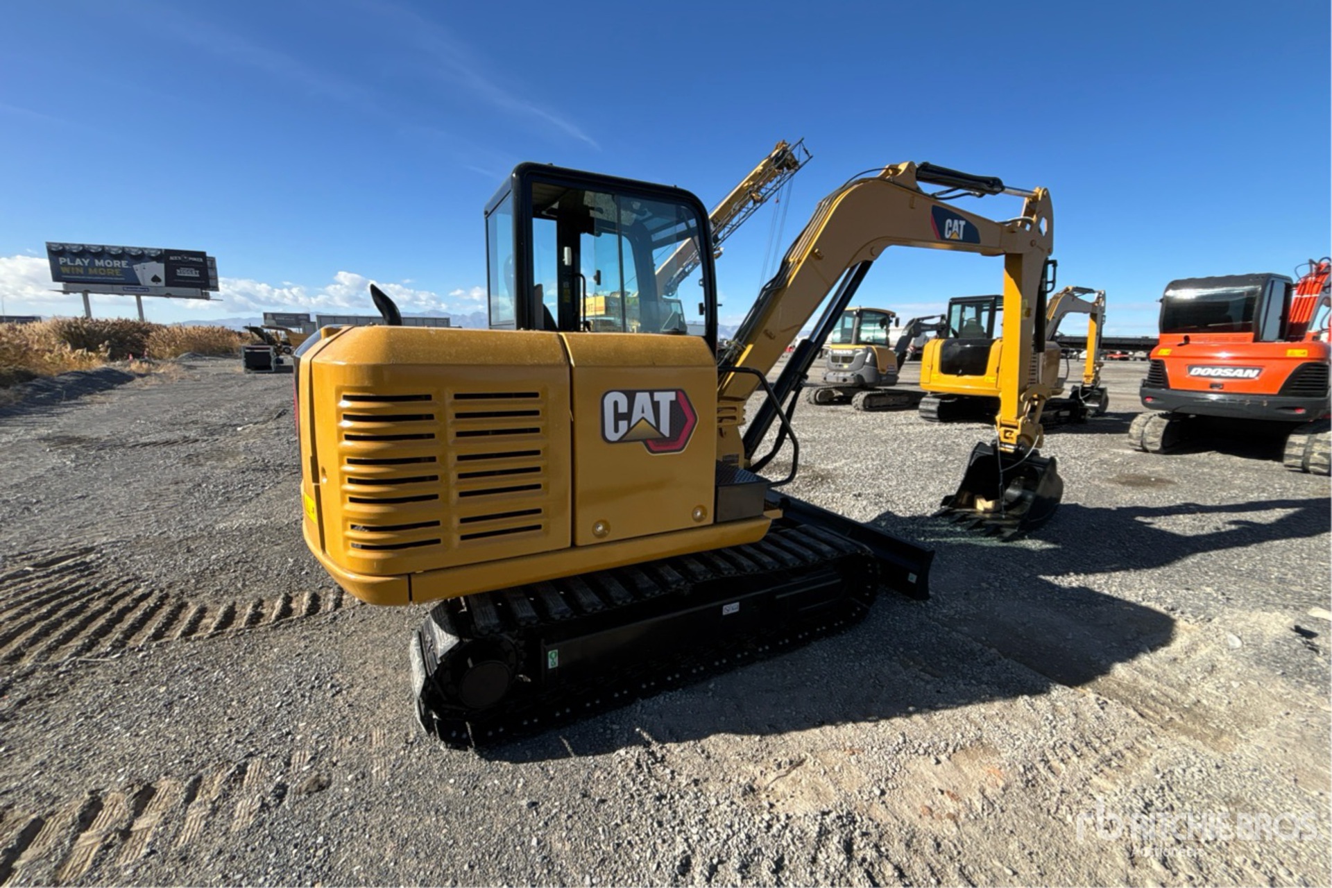 General Appearance with Zdjęcie, prawy dolny róg