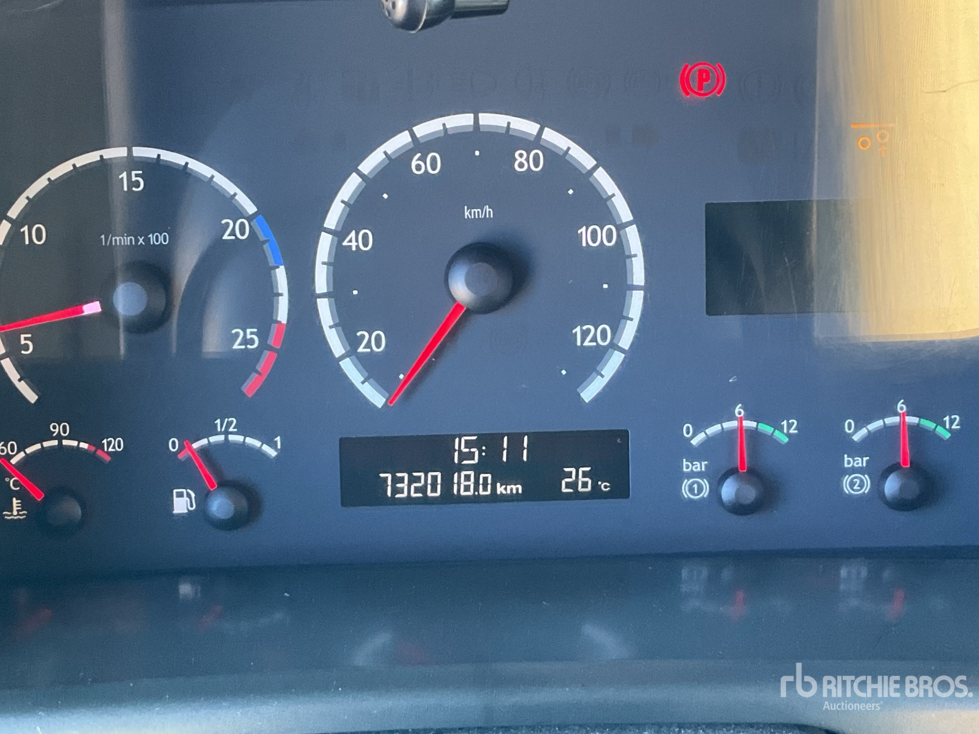 General Appearance with Hour Meter / Odometer