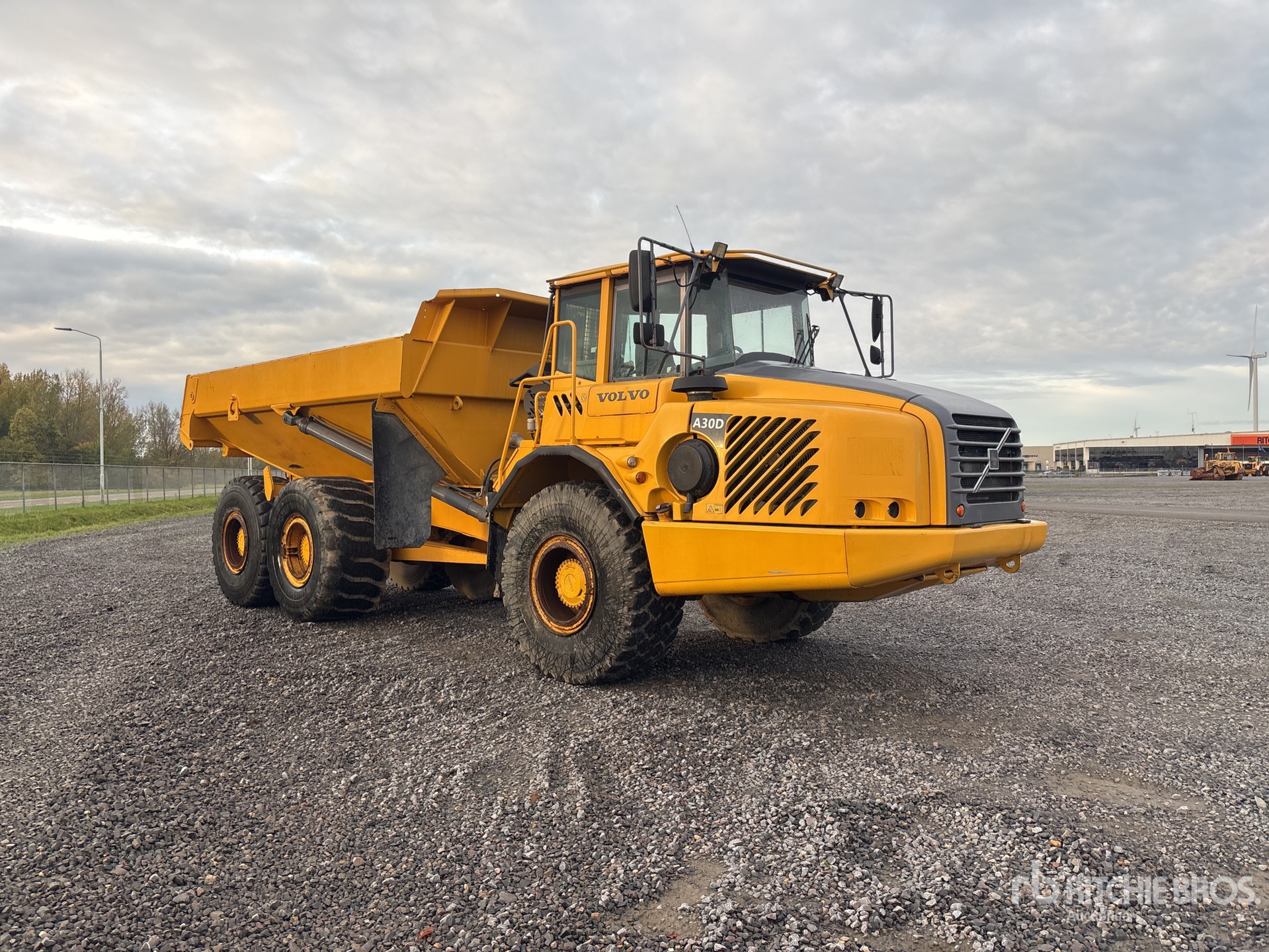 General Appearance with Picture, Right Front Corner