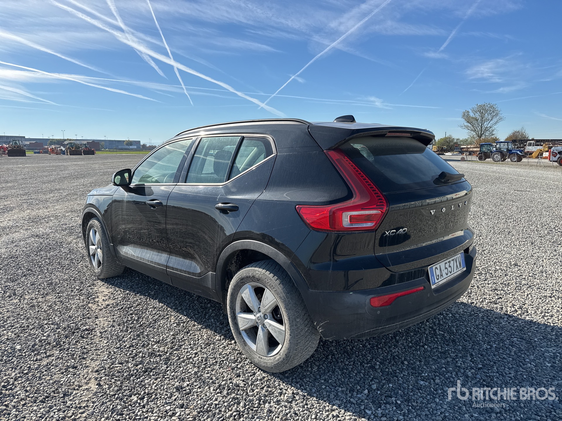 General Appearance with Picture, Left Rear Corner