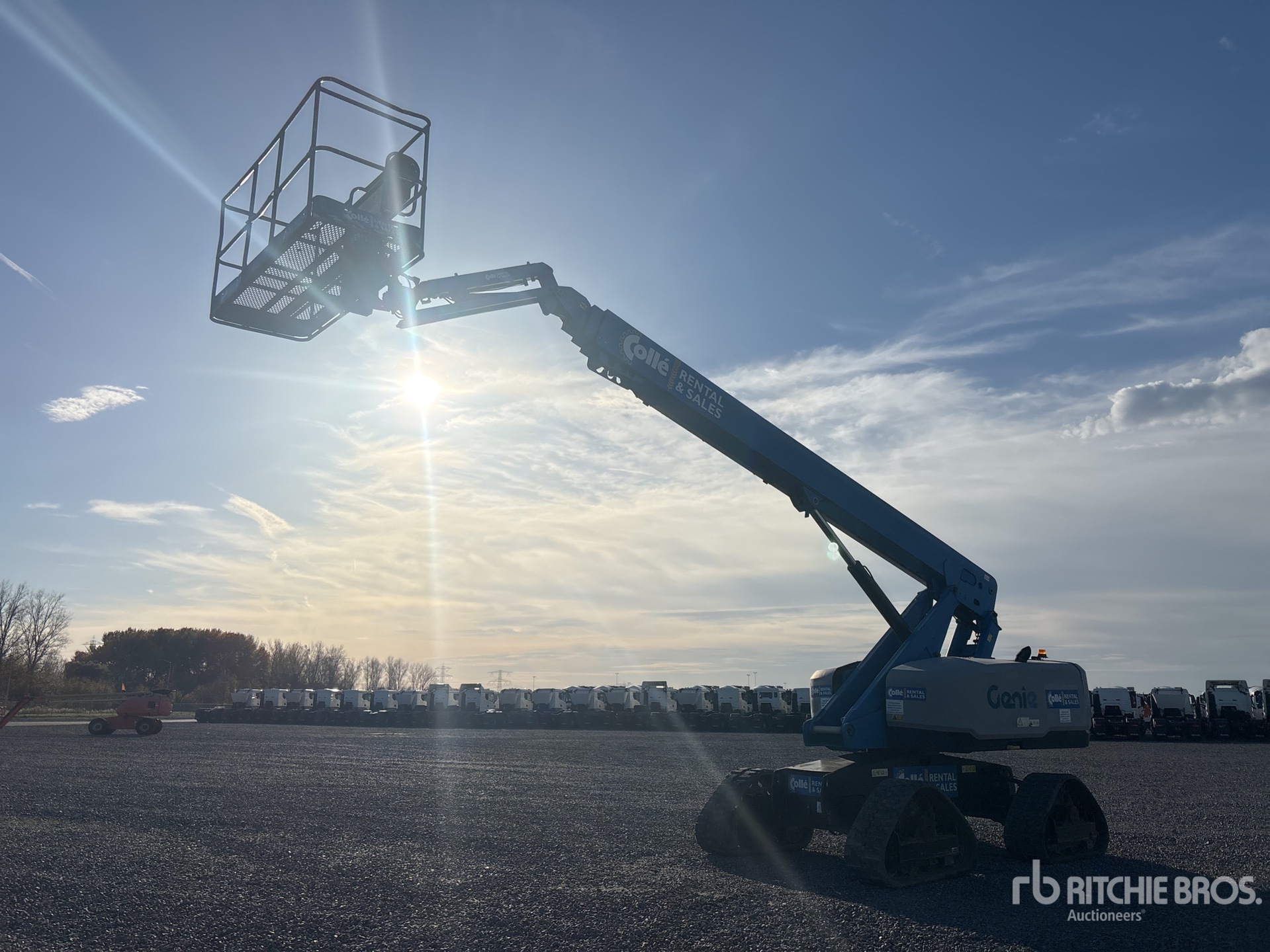 General Appearance with Bild, Ecke hinten rechts