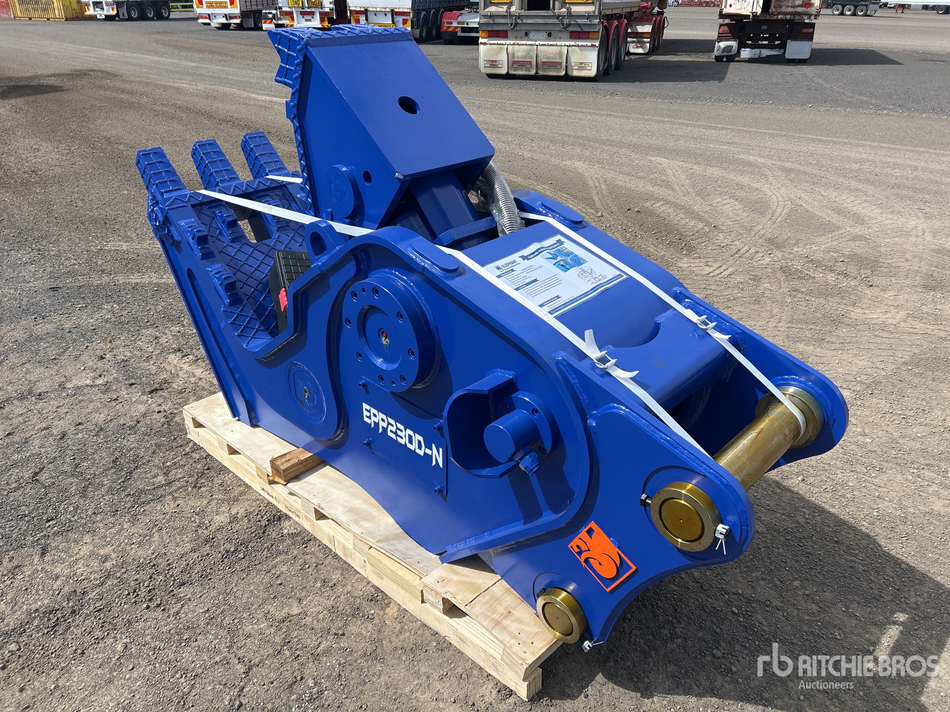 General Appearance with Picture, Left Rear Corner