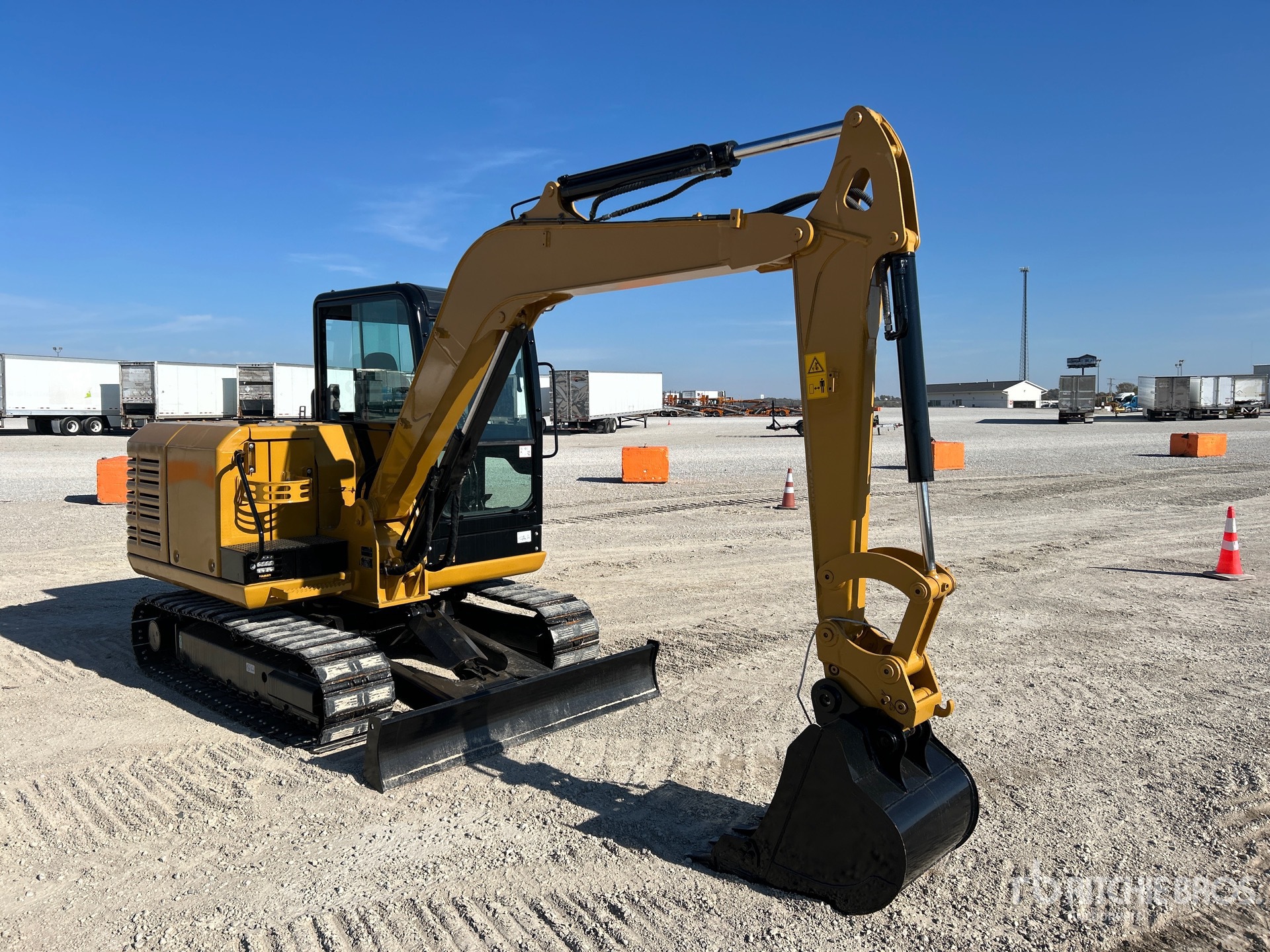 General Appearance with Image, coin avant droit