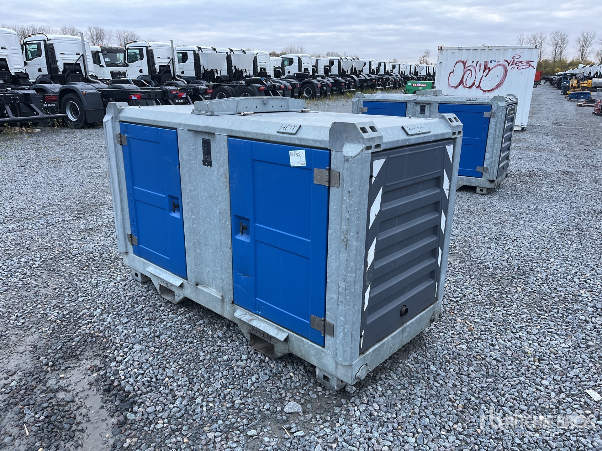 General Appearance with Bild, Ecke hinten links