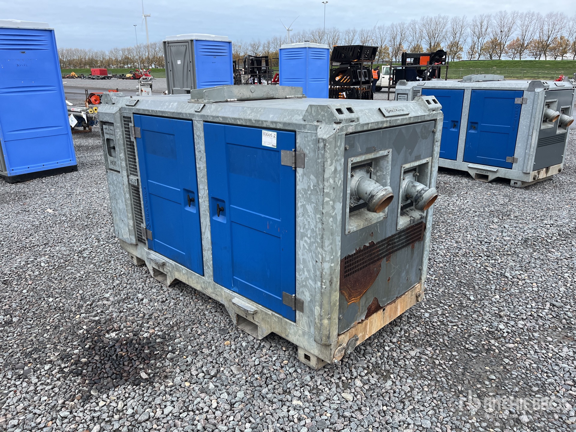 General Appearance with Bild, Ecke vorne rechts