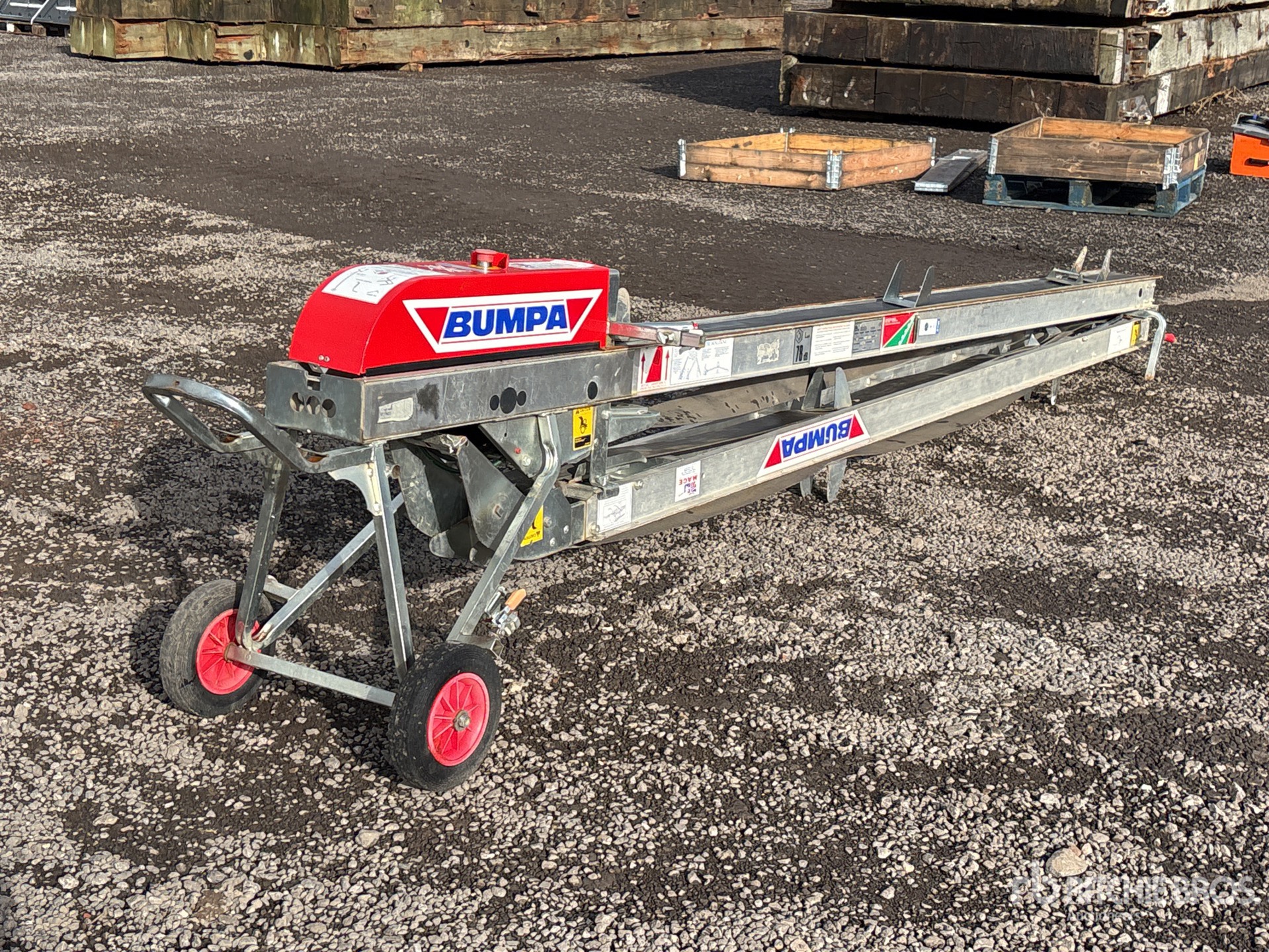 General Appearance with Imagen: esquina trasera derecha