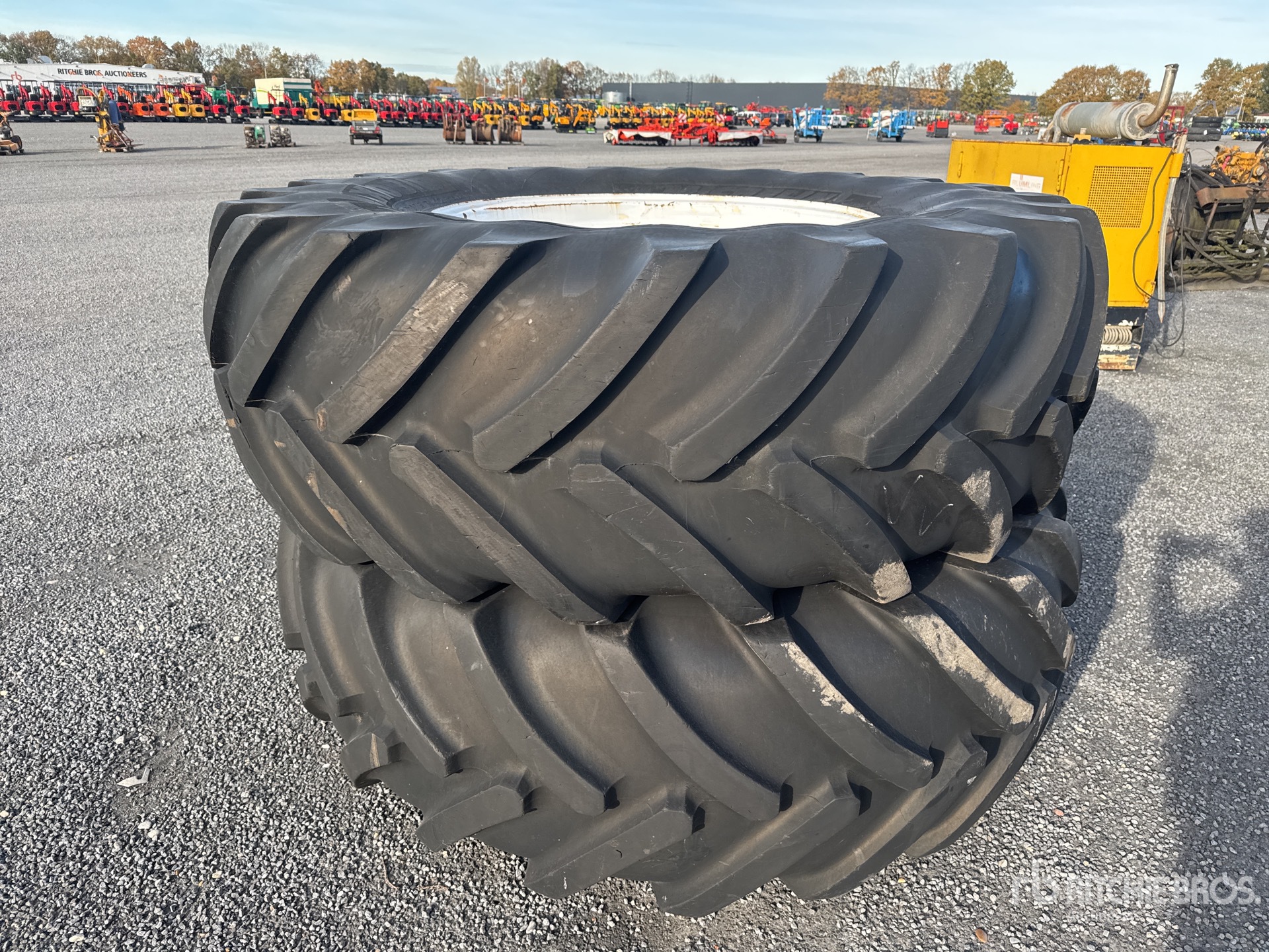 General Appearance with Image, coin avant droit