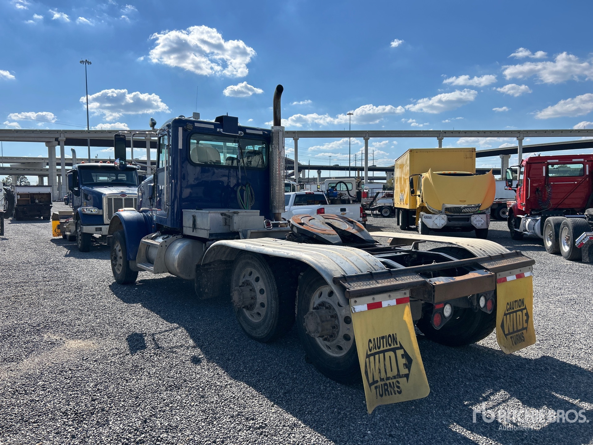 General Appearance with Zdjęcie, lewy dolny róg