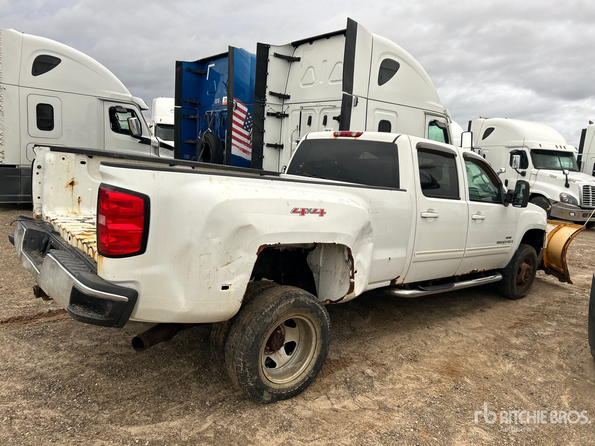 General Appearance with Imagen: esquina trasera derecha