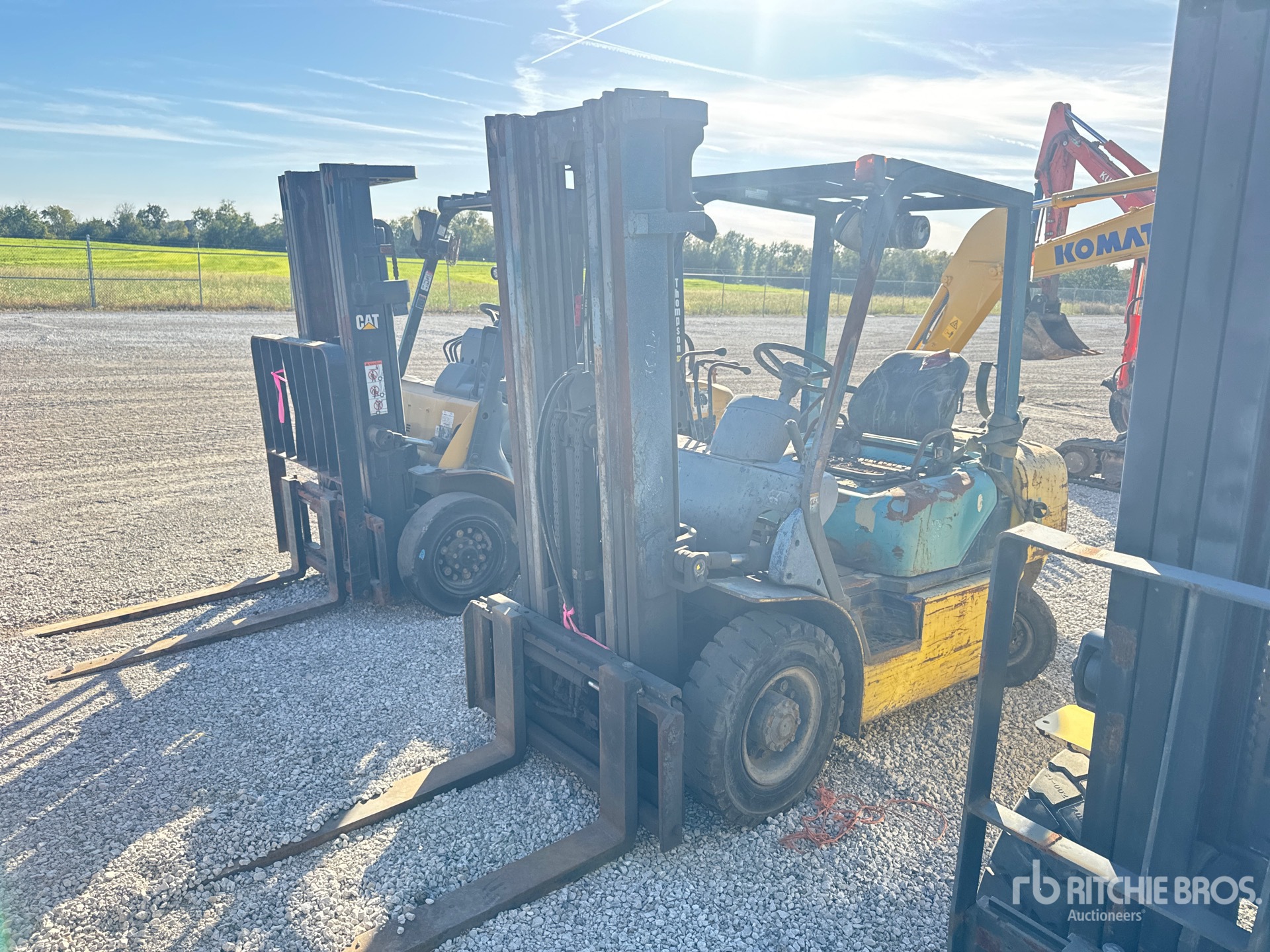 General Appearance with Bild, Ecke vorne links