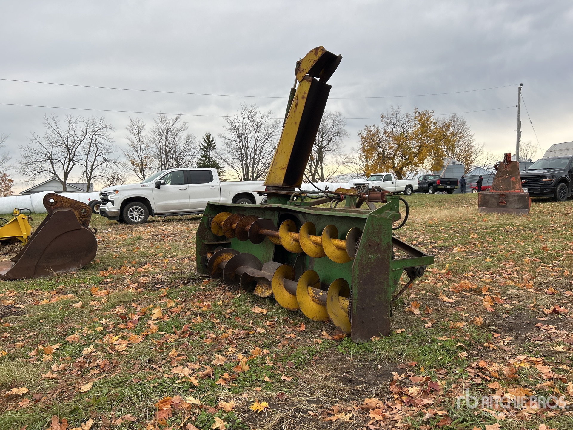 General Appearance with Bild, Ecke hinten rechts