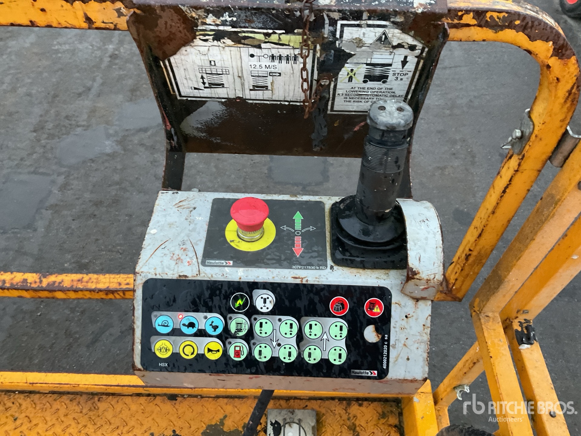 Control Station Upper with