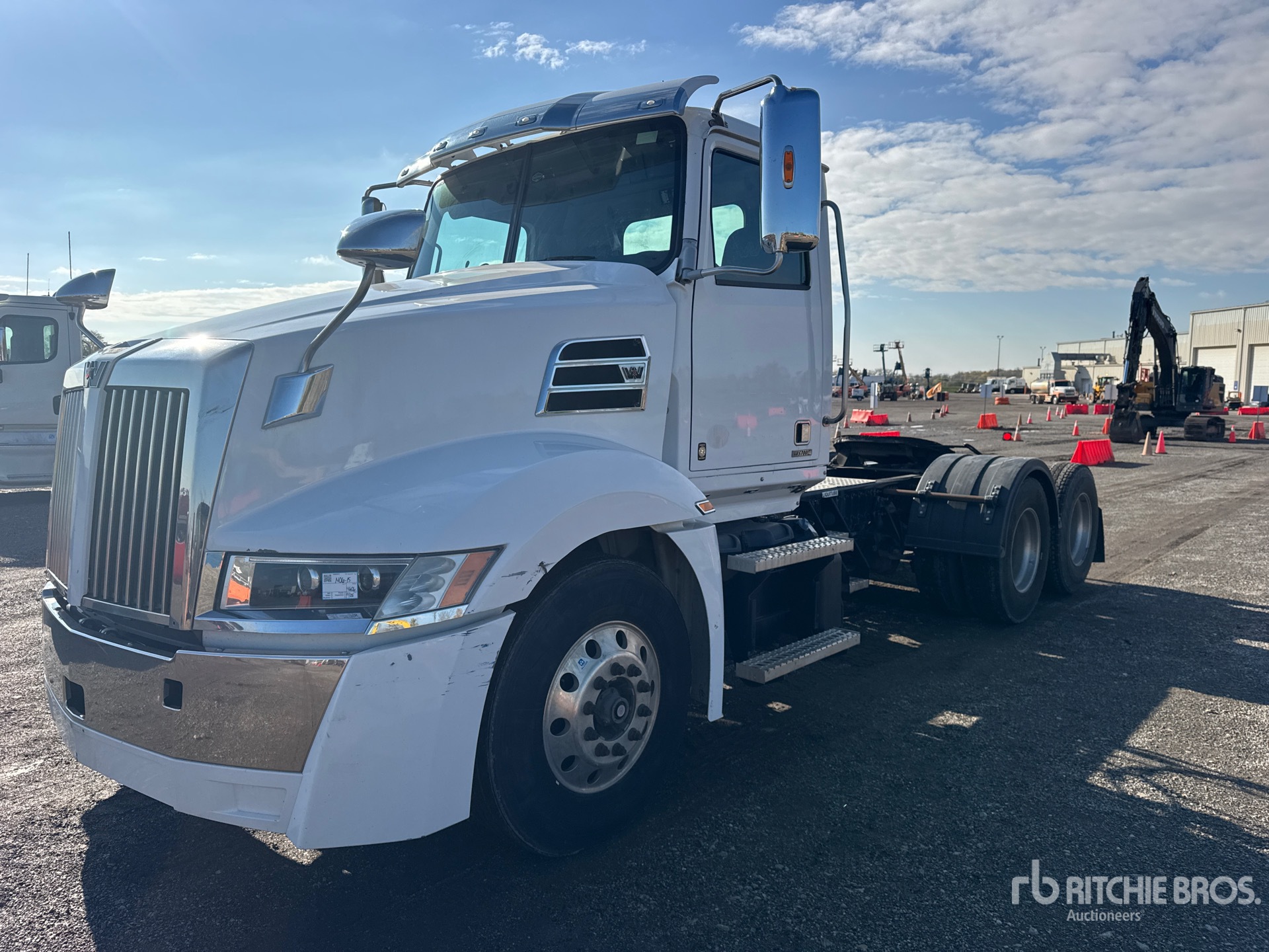 General Appearance with Picture, Left Front Corner