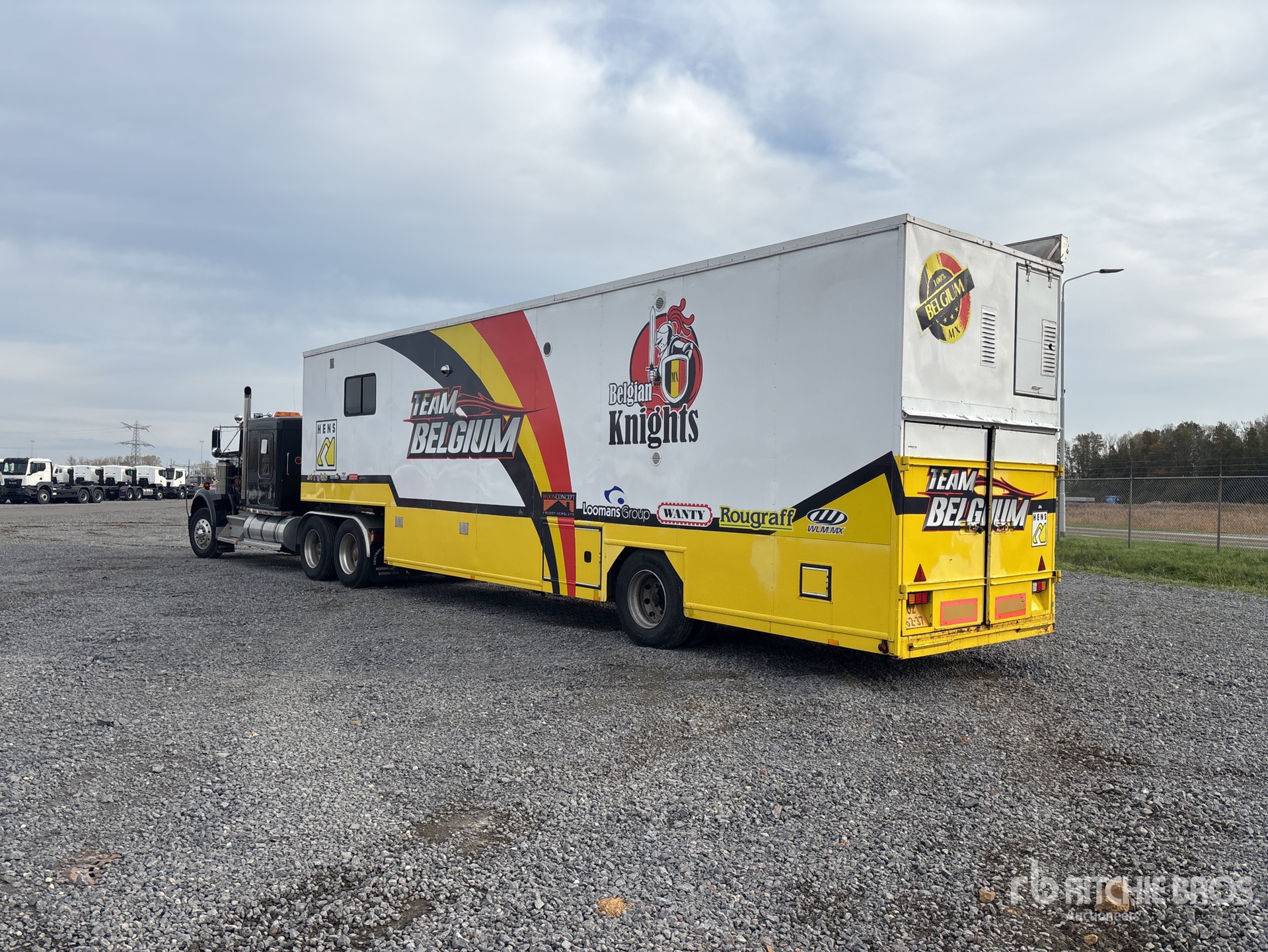 General Appearance with Image, coin arrière gauche