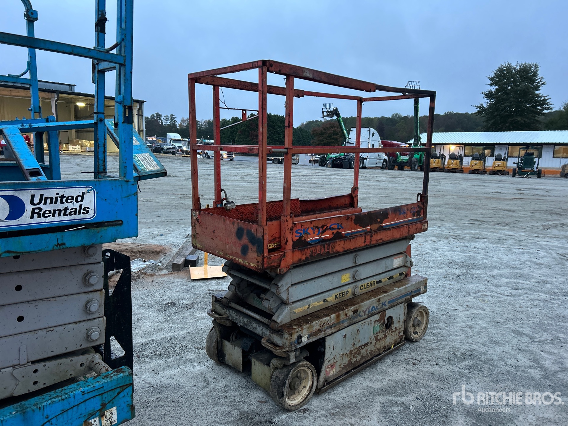 General Appearance with Bild, Ecke hinten rechts