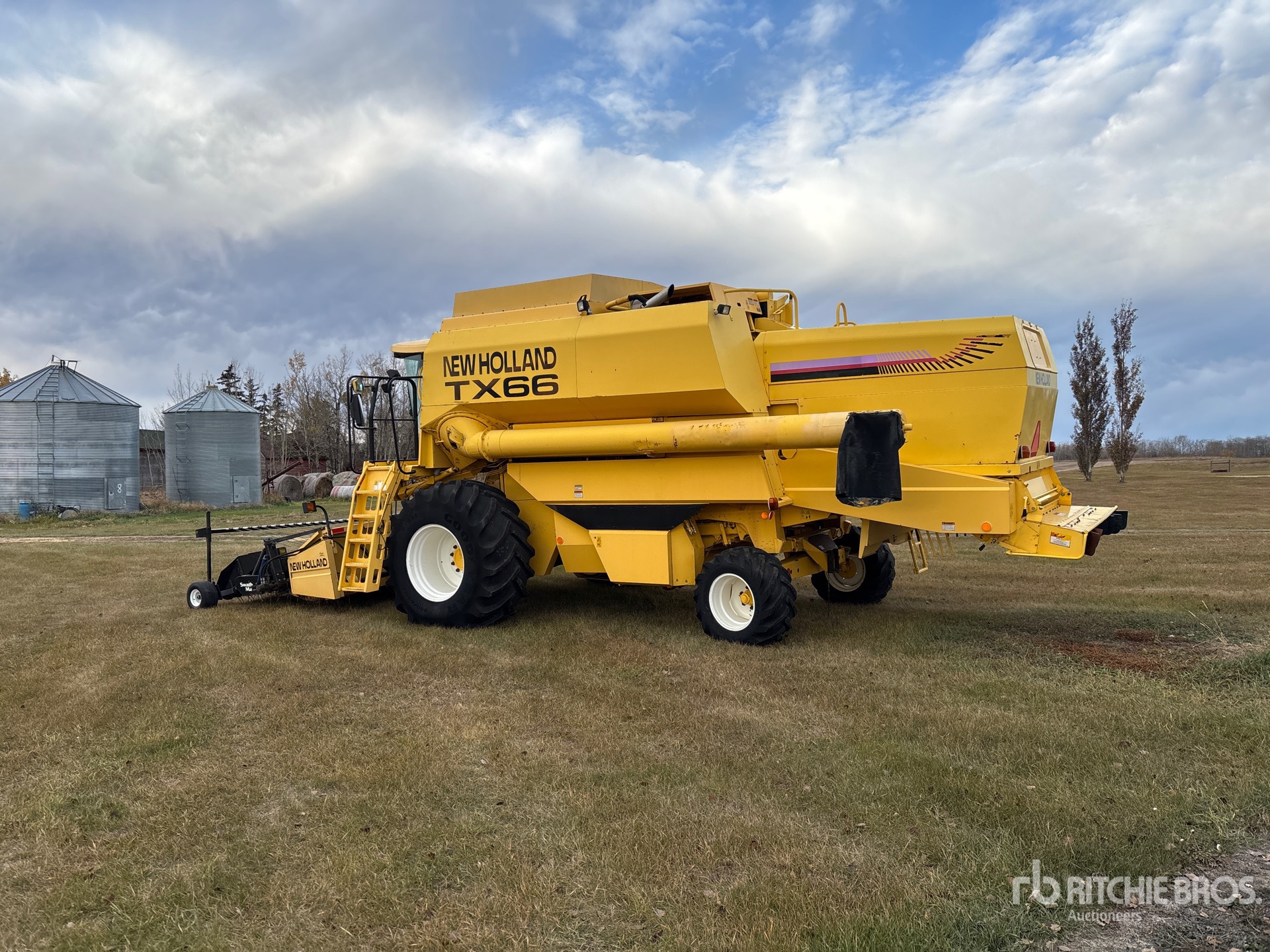 General Appearance with Imagen: esquina trasera izquierda