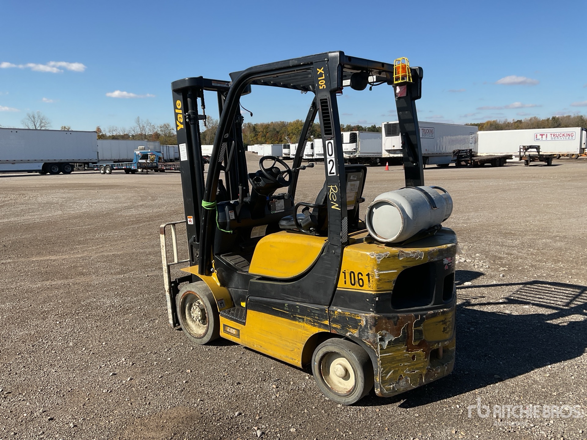 General Appearance with Imagen: esquina trasera izquierda