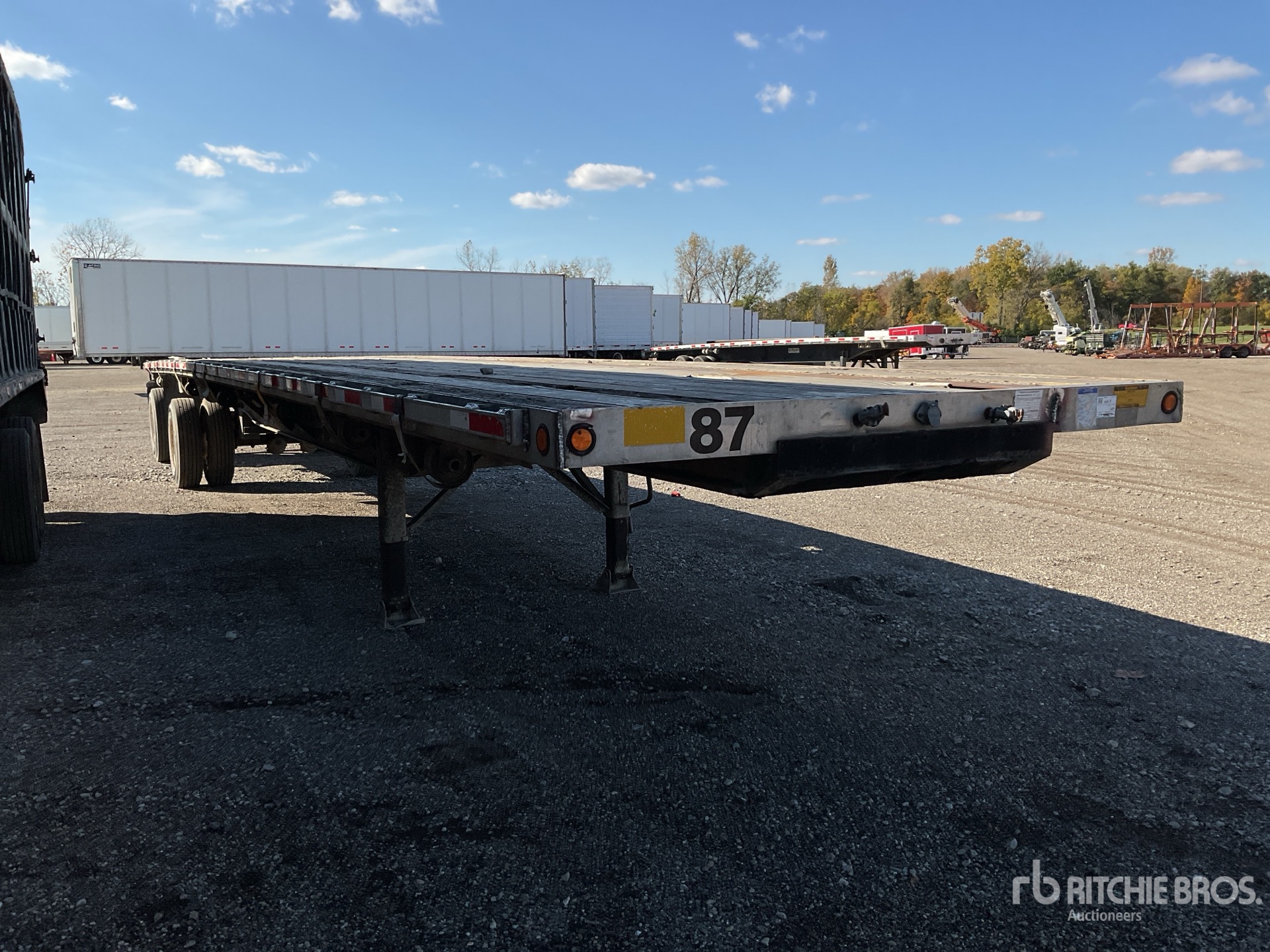 General Appearance with Bild, Ecke vorne rechts