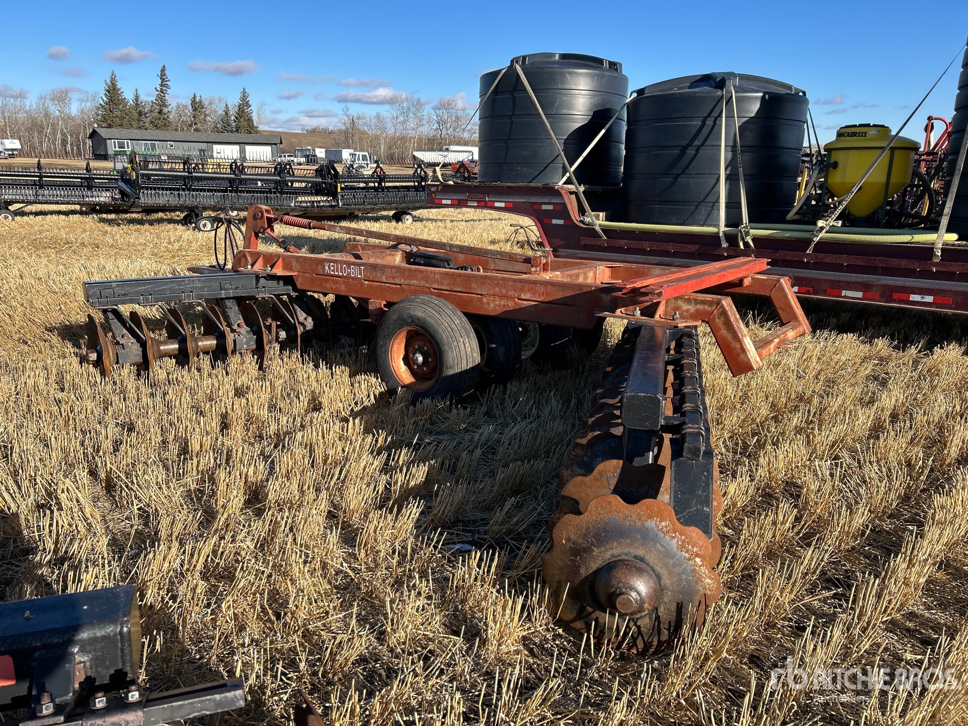 General Appearance with Imagen: esquina trasera izquierda