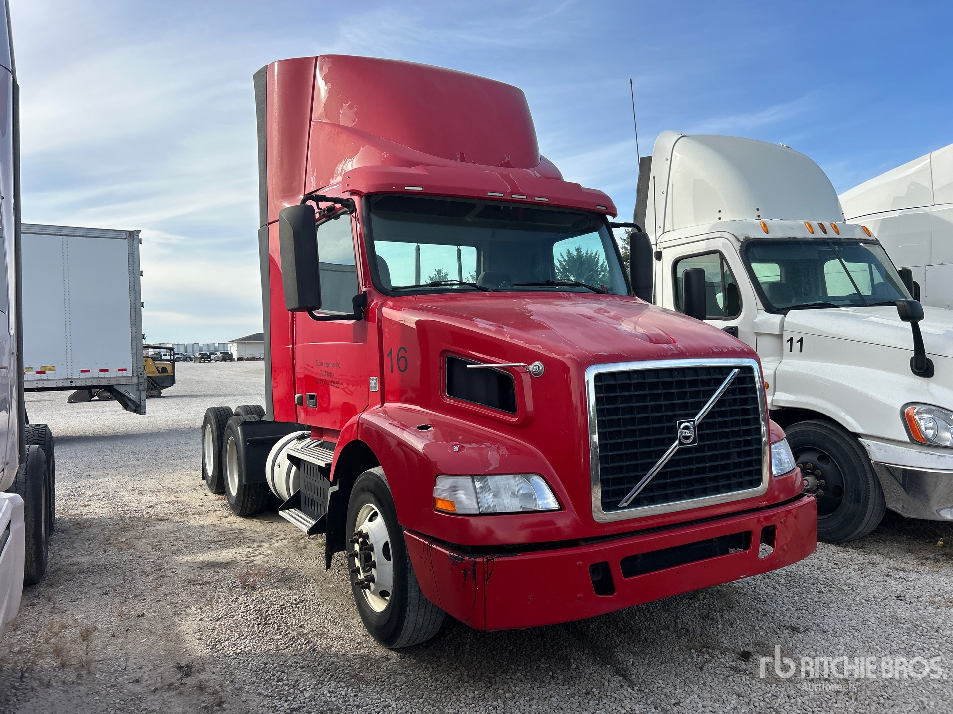 General Appearance with Foto, angolo anteriore destro