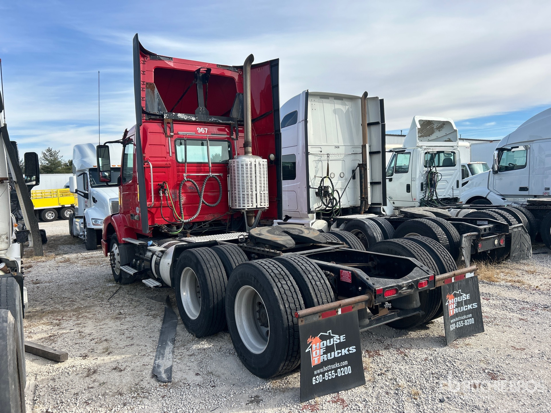 General Appearance with Foto, angolo posteriore sinistro