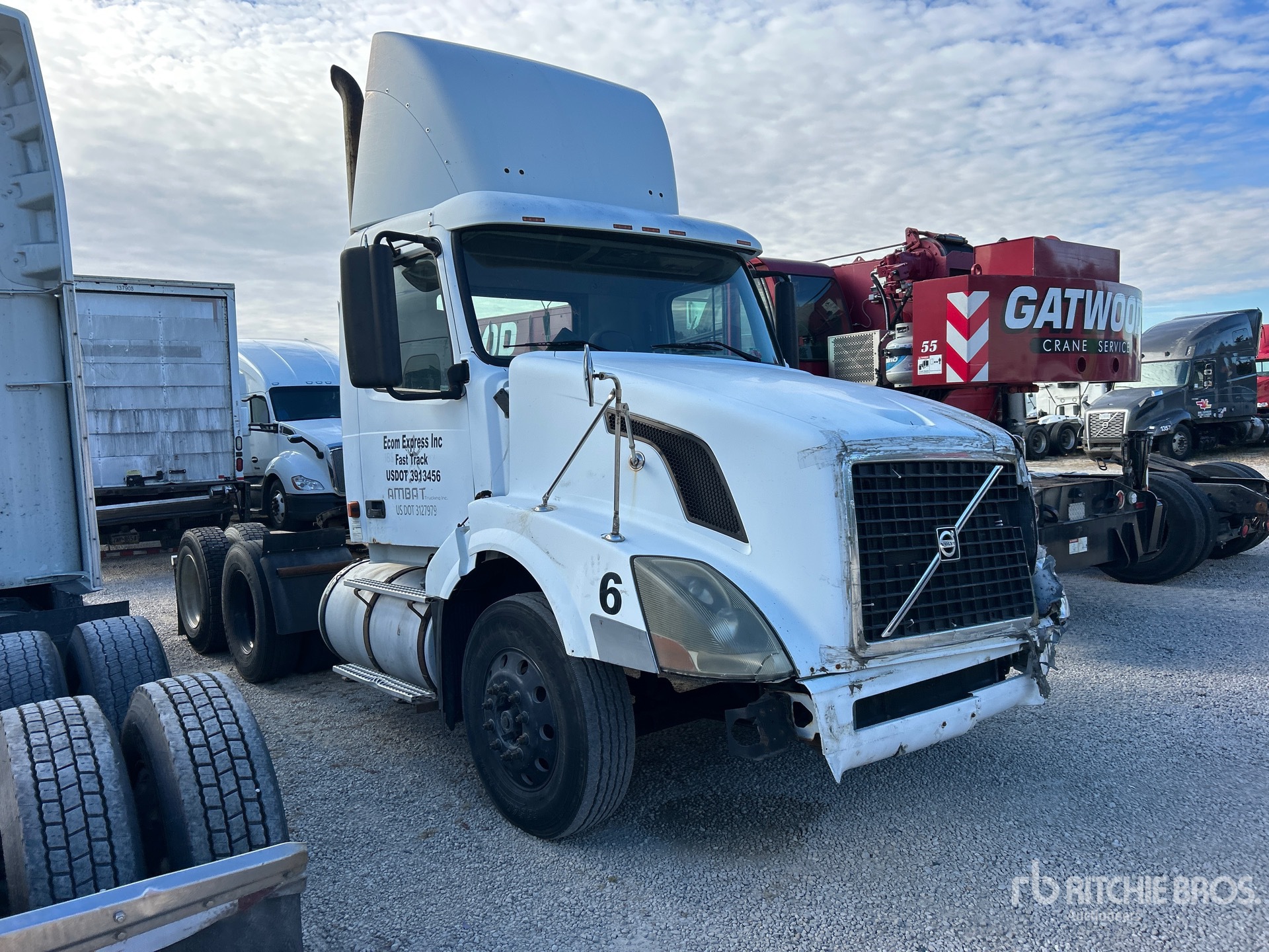 General Appearance with Foto, angolo anteriore destro