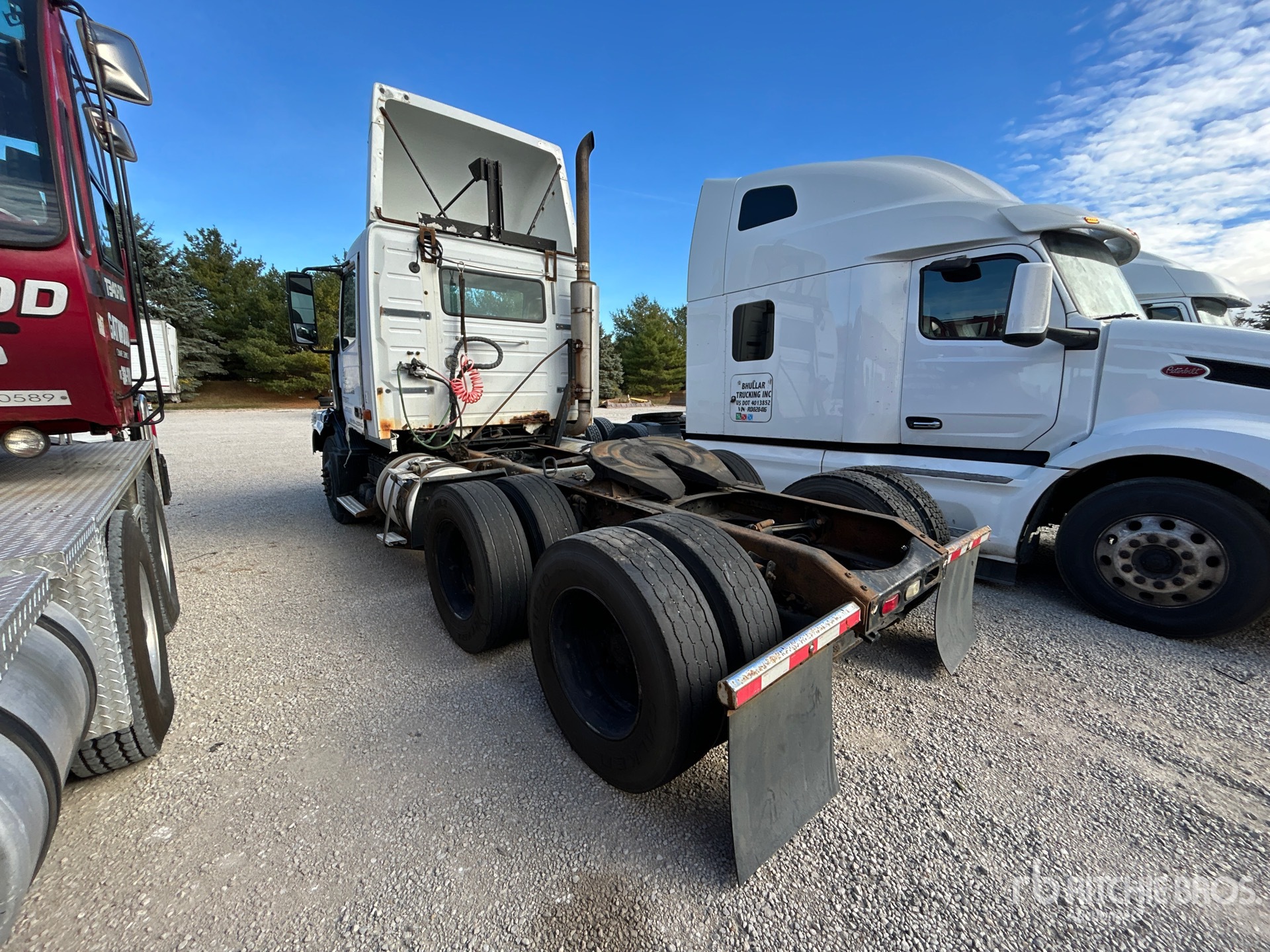 General Appearance with Foto, angolo posteriore sinistro