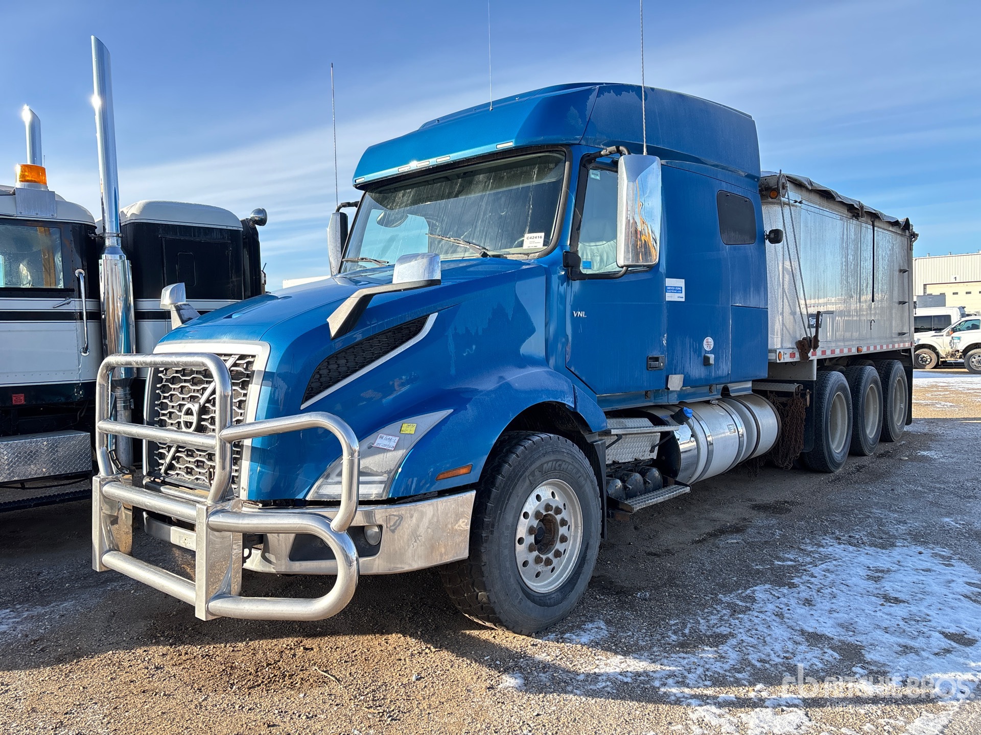 General Appearance with Featured Photo