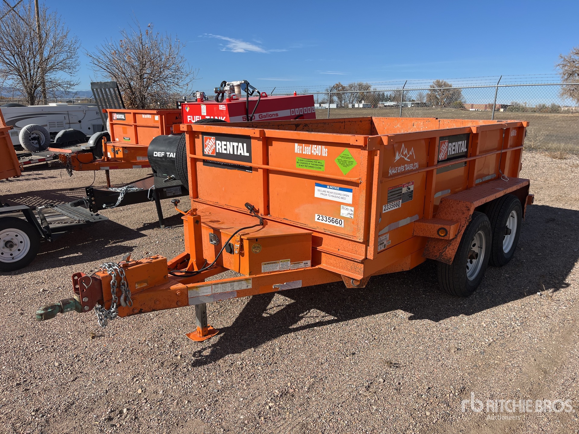 General Appearance with Bild, Ecke vorne links