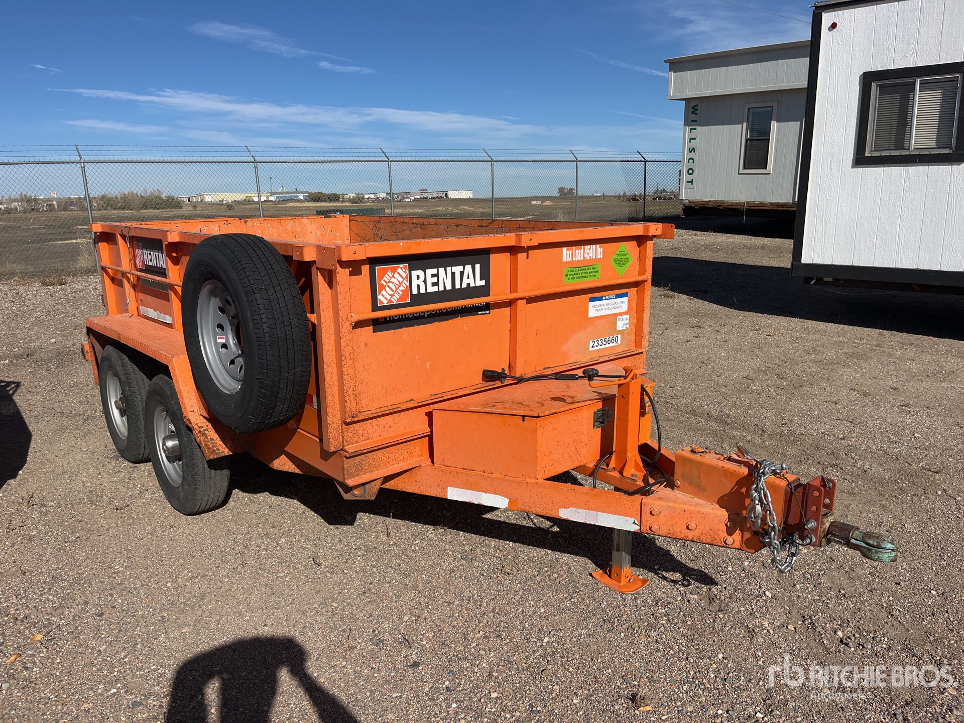 General Appearance with Bild, Ecke vorne rechts