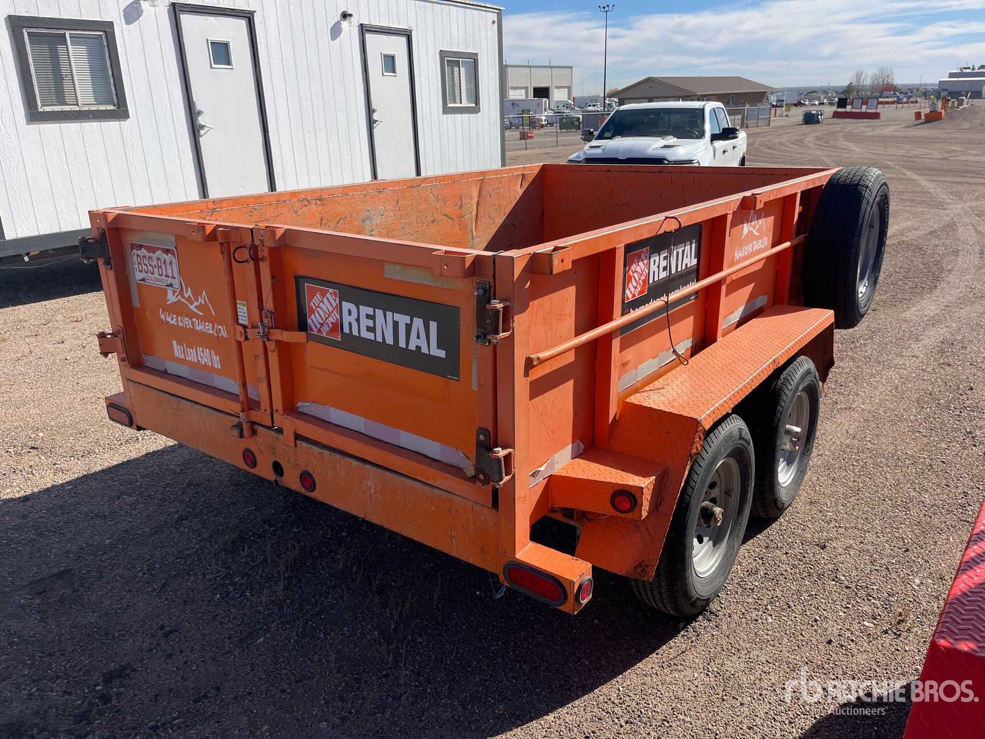 General Appearance with Bild, Ecke hinten rechts