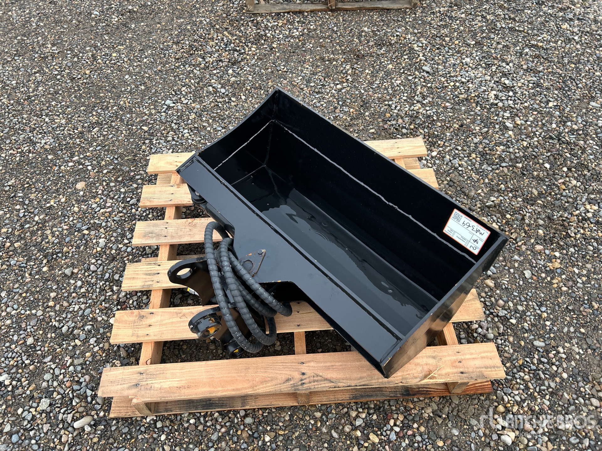 General Appearance with Bild, Ecke hinten links